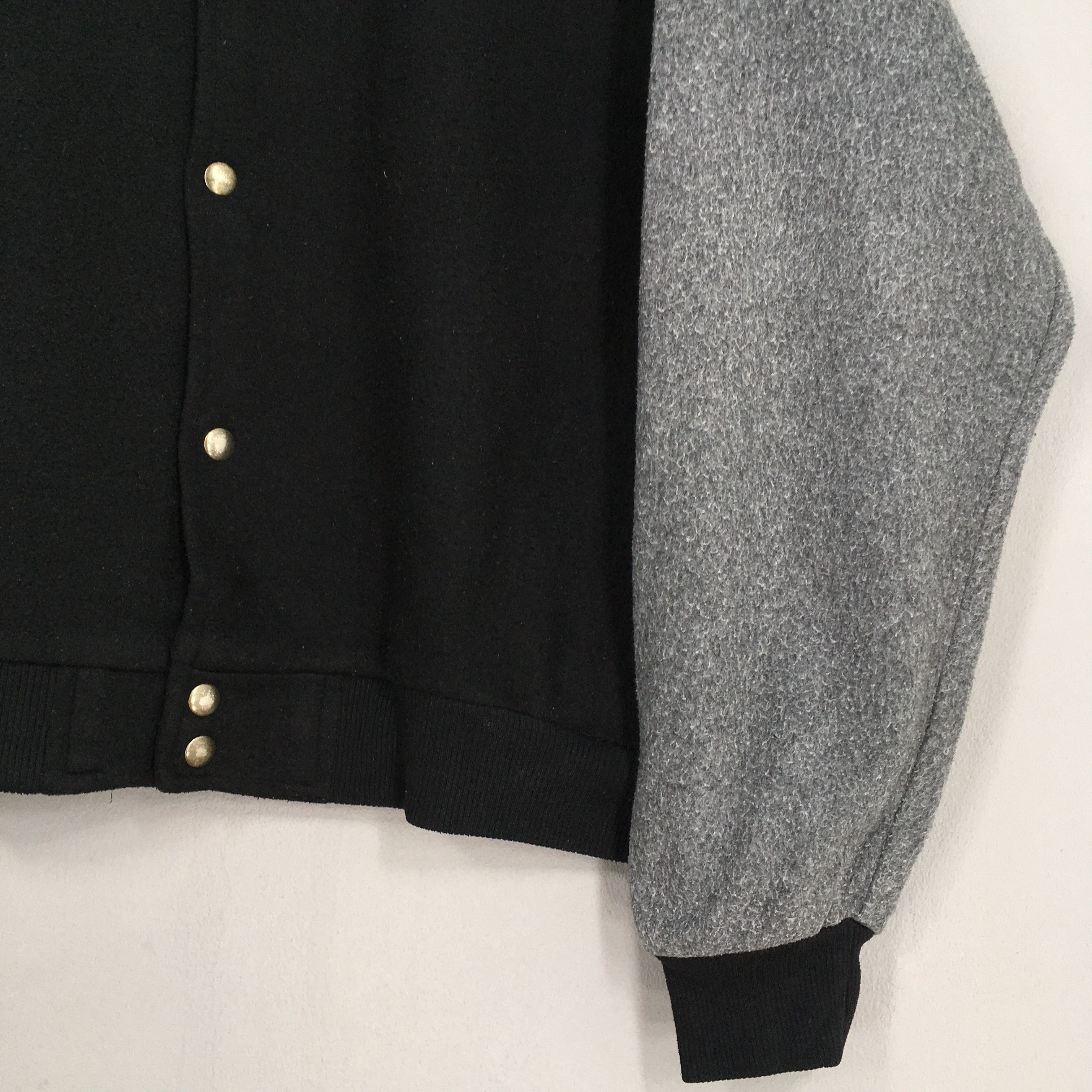 Tommy Hilfiger Vintage 90's Tommy Hilfiger Buttons Jacket Black XLarge Size US XL / EU 56 / 4 - 7 Thumbnail