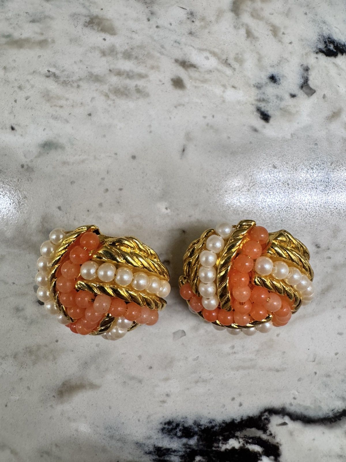 Other × Vintage Avon Vintage Pearl Clip On Earrings Size ONE SIZE - 2 Thumbnail