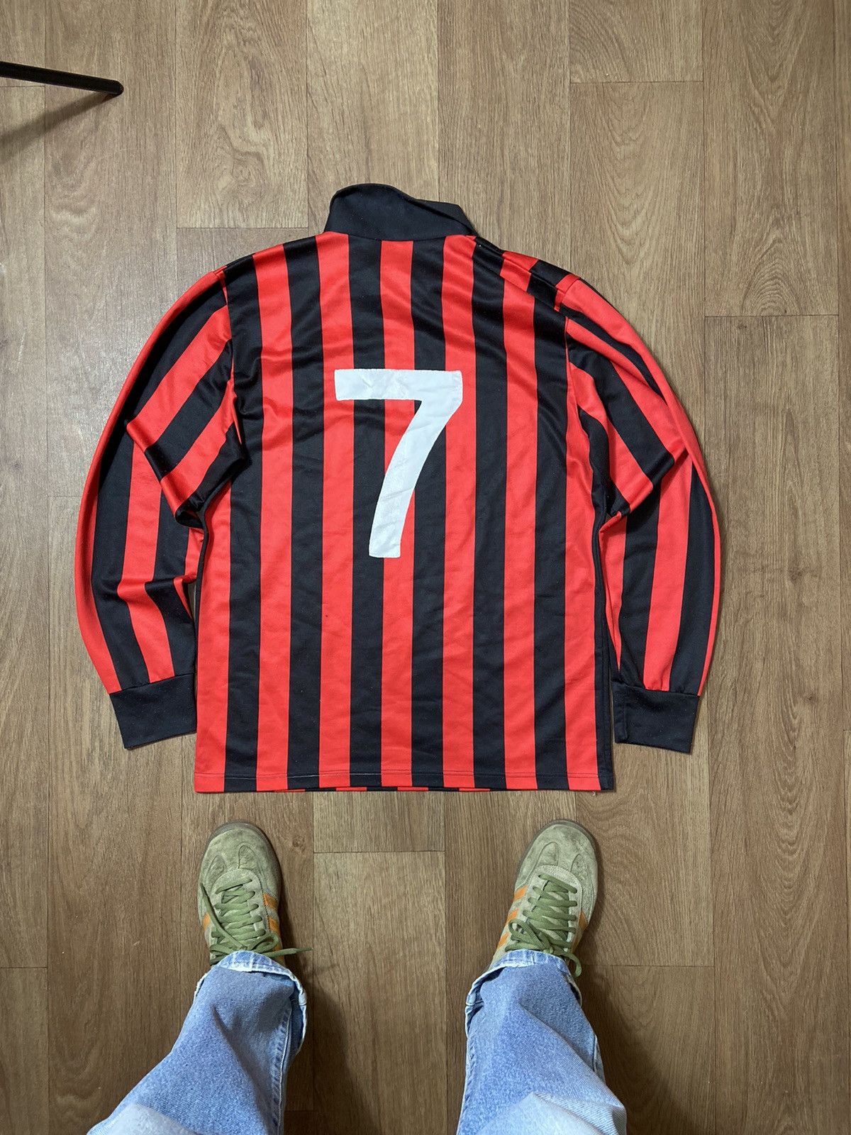 Vintage AC MILAN 90/91 ITALIA SOCCER FOOTBALL JERSEY #7 BLOCK CORE Size US L / EU 52-54 / 3 - 6 Thumbnail