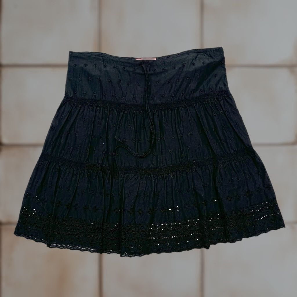 Juicy Couture Juicy Couture Skirt Womens Short Lace Cotton Drawstring Black Med/Large Retro Y2K Mini Start supporting searchability Size 32" / US 10 / IT 46 - 1 Thumbnail