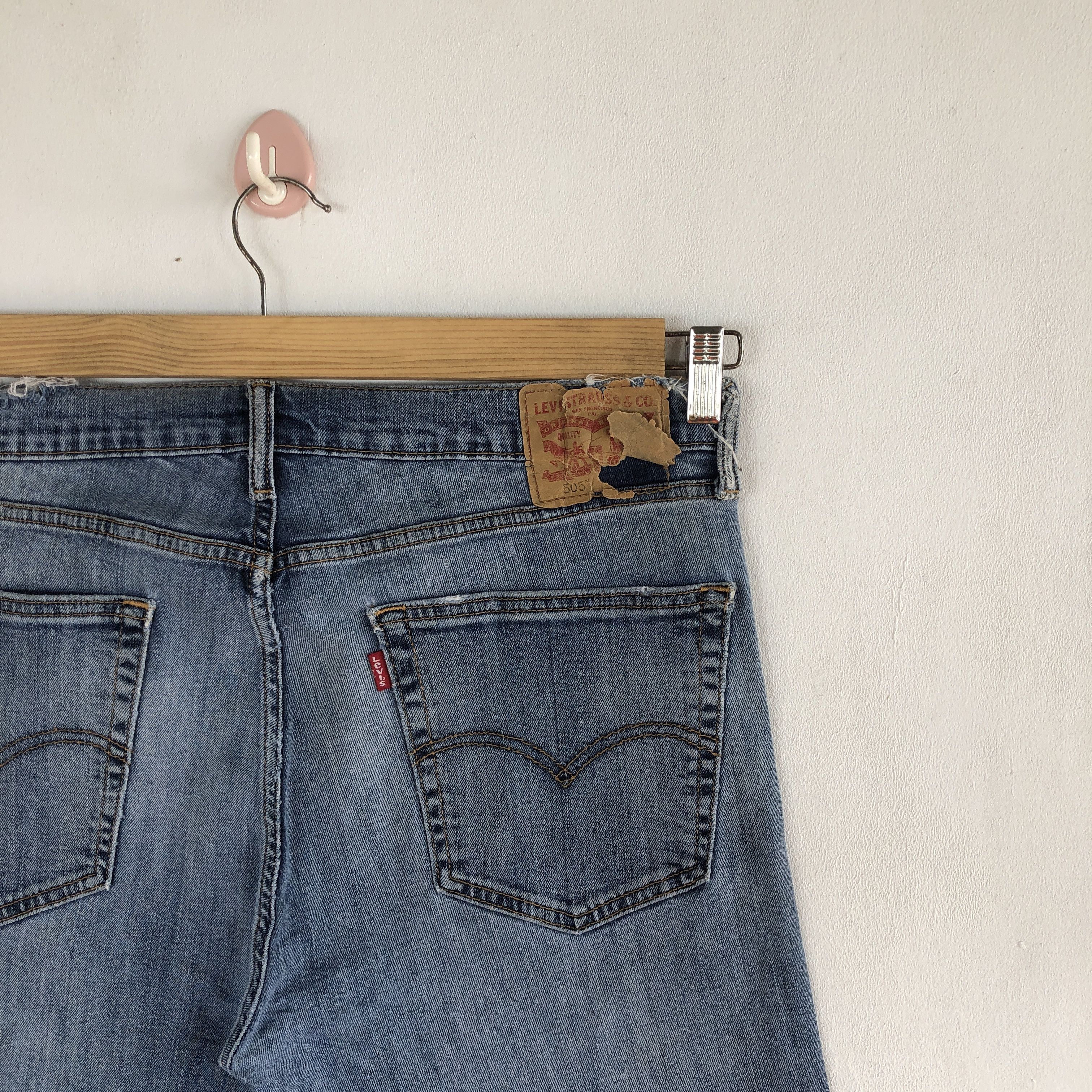 Levi's Vintage Levis 505 Jeans Distressed Levi's Faded Denim Size US 34 / EU 50 - 5 Thumbnail