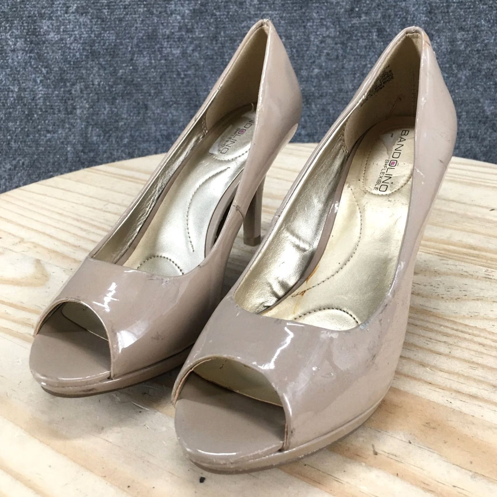 Vintage Bandolino Heels Womens 7.5 M Rainaa Pump Peep Toe Slip On Beige Faux Leather Size US 8 / IT 38 - 3 Thumbnail