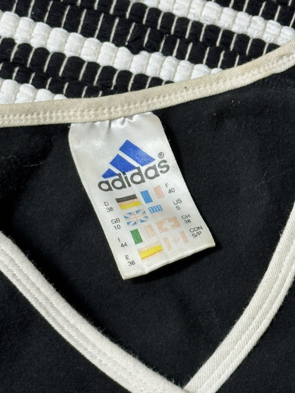 Adidas VINTAGE ADIDAS 2000s CROP LONG SLEEVE Size S / US 4 / IT 40 - 3 Thumbnail