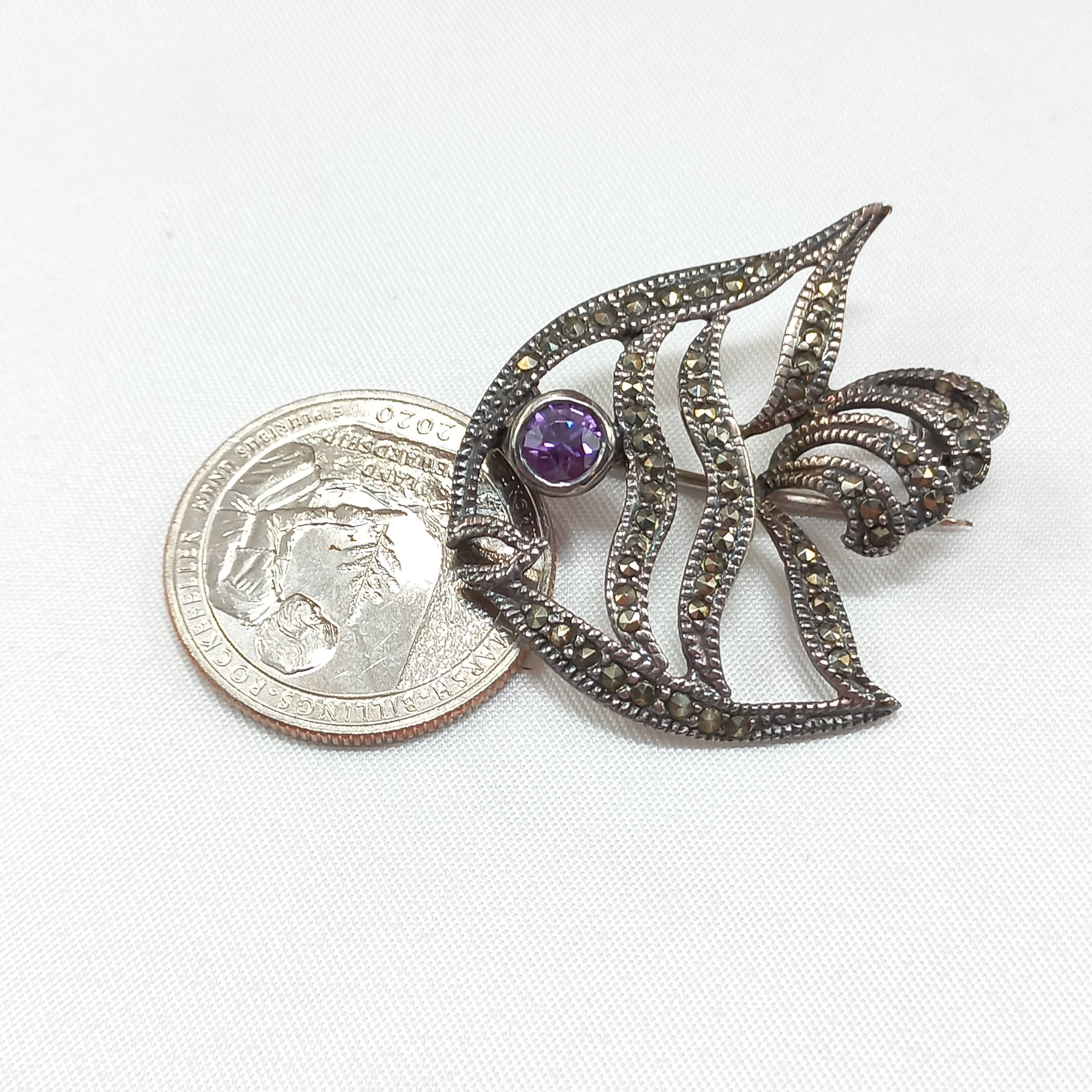 Sterling Silver Sterling FISH Vintage Marcasite Amethyst Brooch Pin Size ONE SIZE - 5 Thumbnail