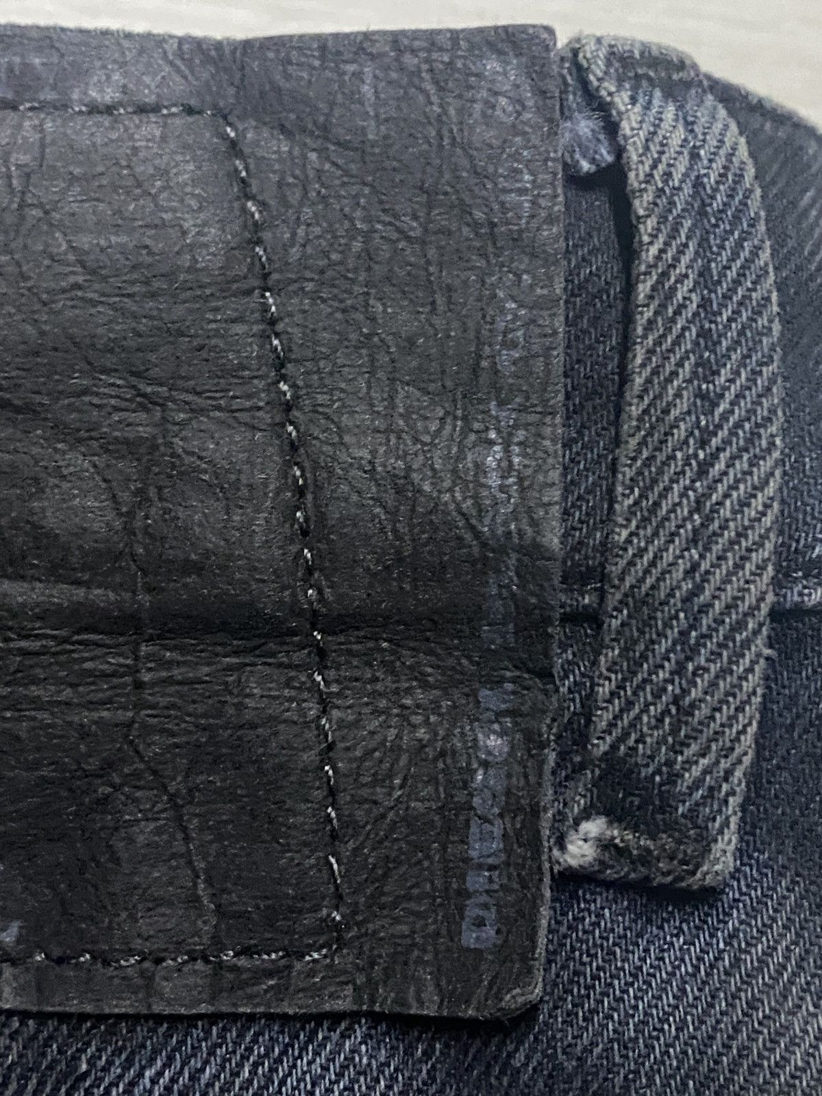 Vintage Diesel Black Gold Distressed Slim Skinny Fit Pants