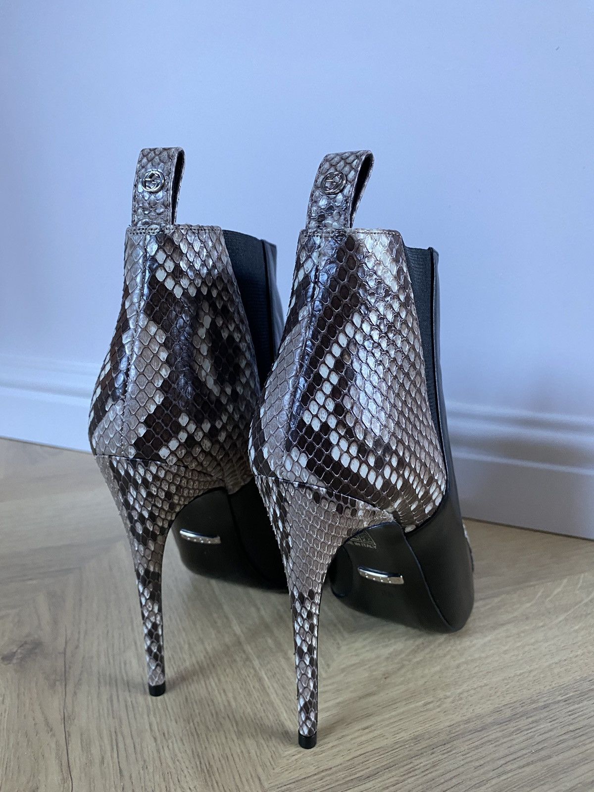 Designer × Gucci Gucci leather ankle boots Roccia phyton pointed toe Size US 8 / IT 38 - 6 Thumbnail