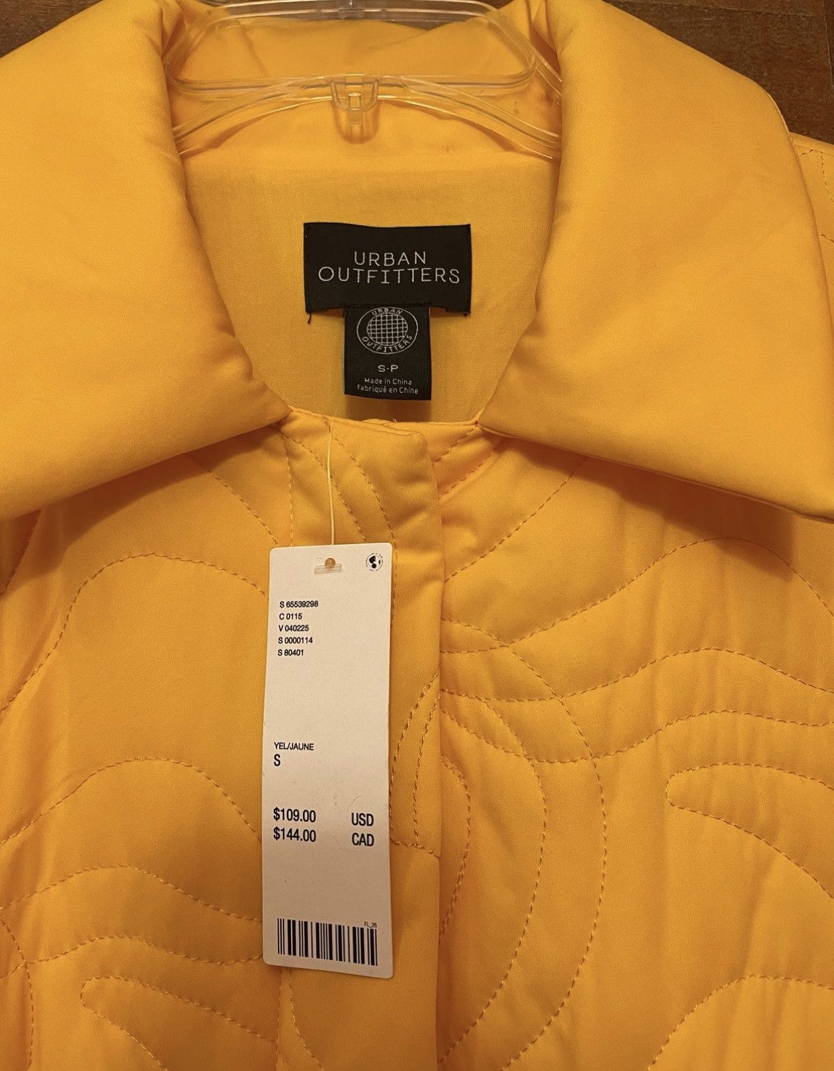 Urban Outfitters Urban Outfitters Yellow Fun Puffer Quilted Jacket NWT-SMALL Size S / US 4 / IT 40 - 2 Thumbnail
