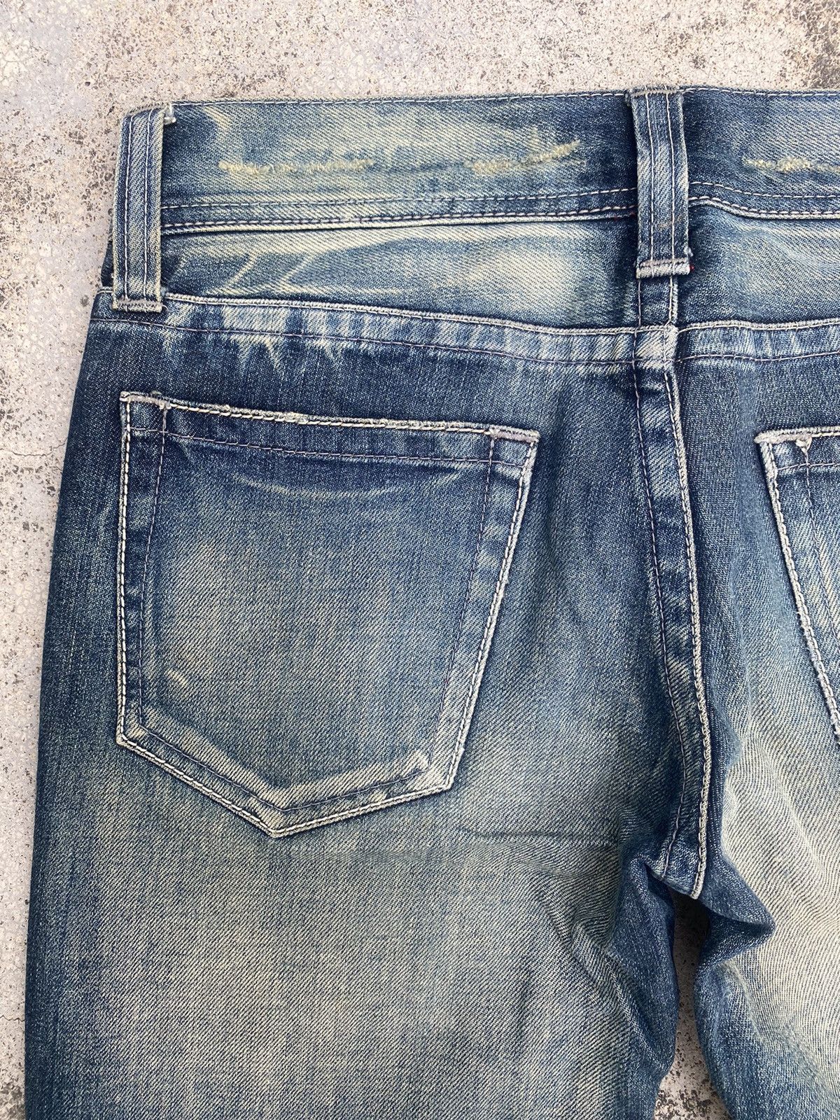 If Six Was Nine × Japanese Brand × Le Grande Bleu (L.G.B.) Japanese Brand Varosh Distressed Patch Faded Low Rise Jeans Size US 30 / EU 46 - 16 Thumbnail