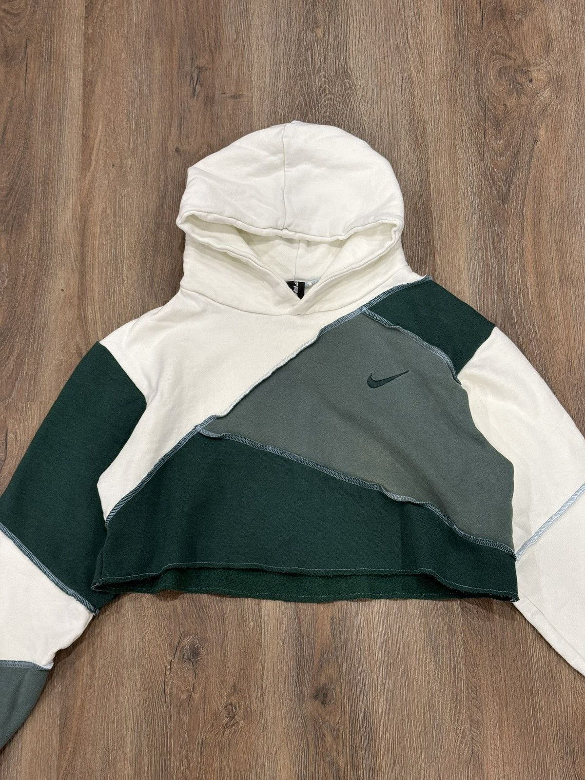 Custommade Frankie Reworked Custom Nike cropped hoodie Size XS / US 0-2 / IT 36-38 - 4 Thumbnail