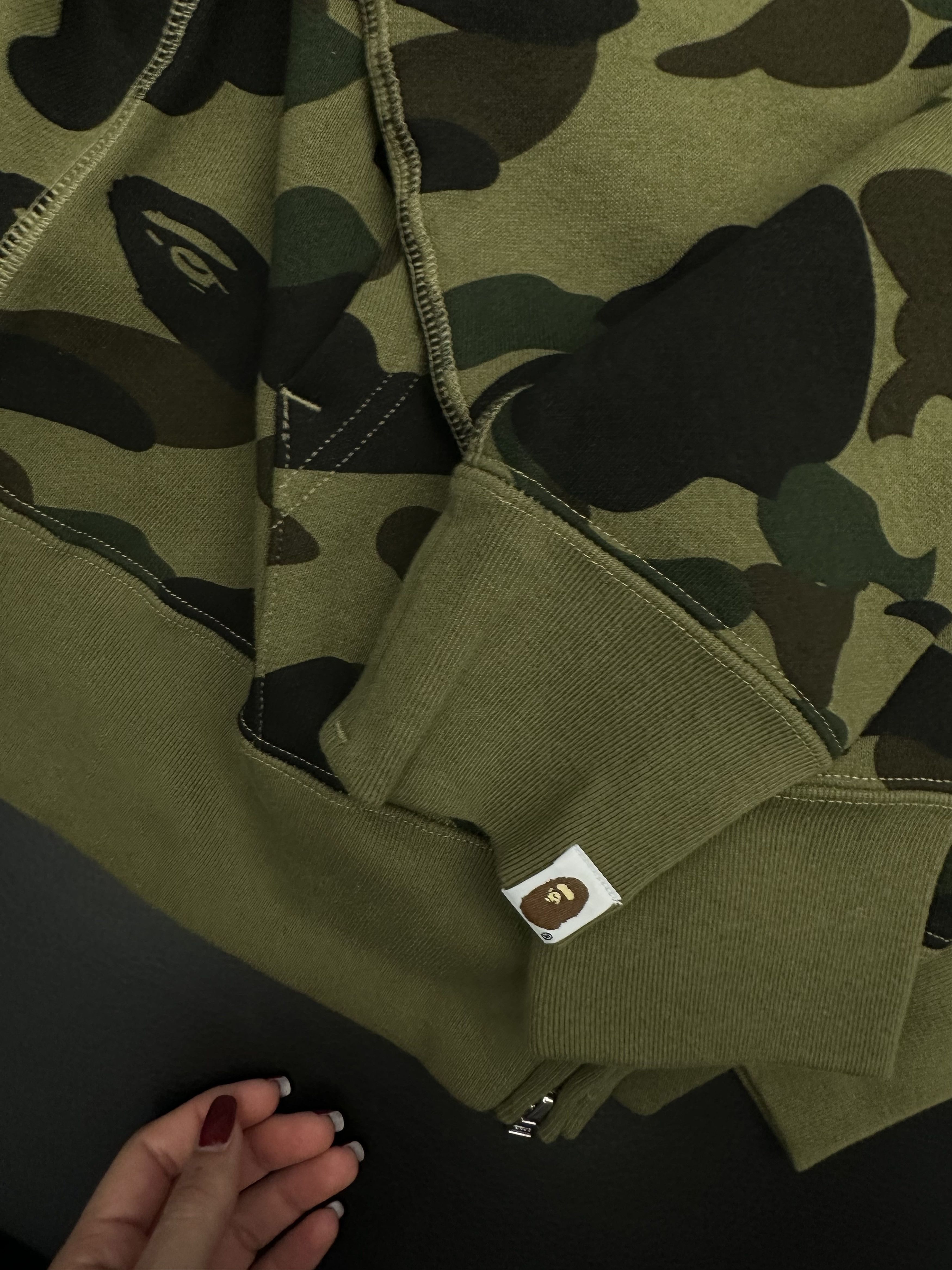 Bape 1st Camo Shark Full Zip Hoodie Size US L / EU 52-54 / 3 - 8 Thumbnail