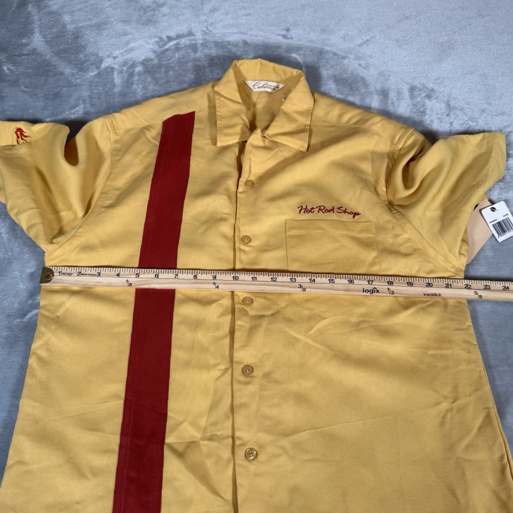 Cubavera VINTAGE Cubavera Shirt Mens S Collared Short Sleeve Button-Up Gold 1970s Cars Rockabilly 90s? no, but include theme. Size US S / EU 44-46 / 1 - 7 Thumbnail