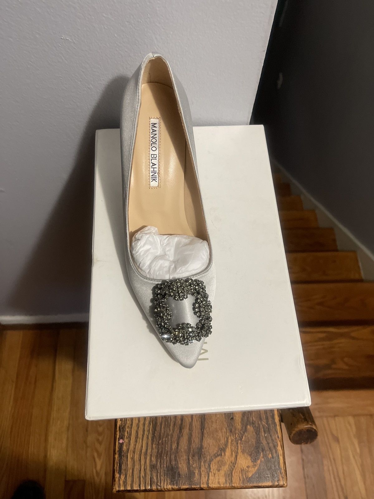 Manolo Blahnik HANGISI Satin Pumps Size US 8 / IT 38 - 2 Thumbnail