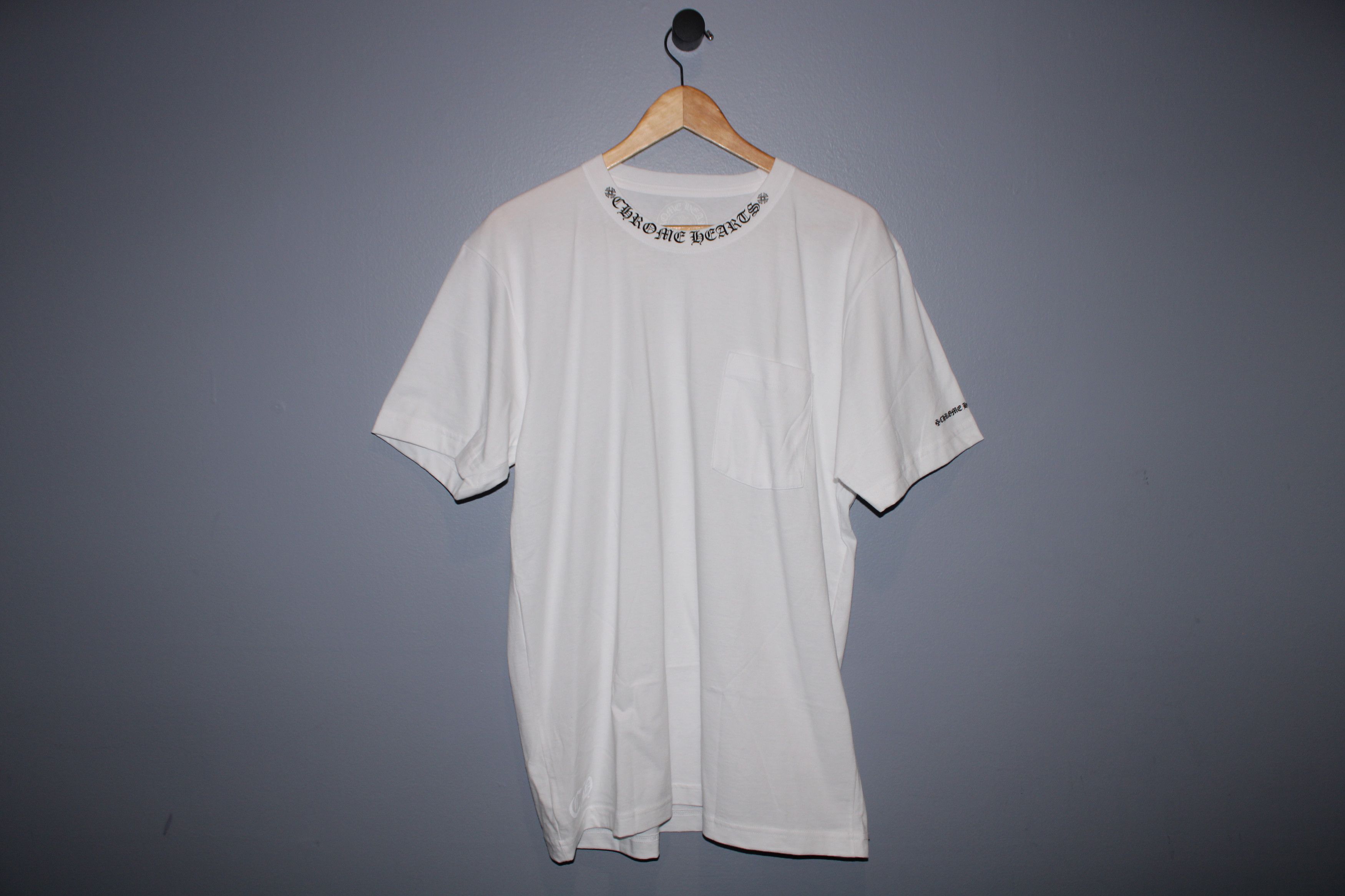 Chrome Hearts CHROME HEARTS WHITE NECK LOGO TSHIRT Size US L / EU 52-54 / 3 - 1 Thumbnail