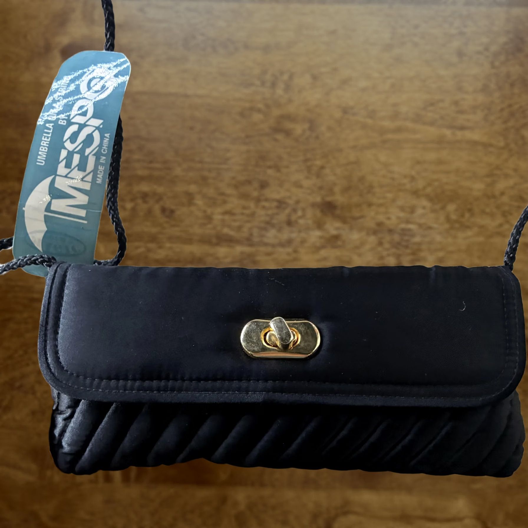 Vintage Magic Fold Black One Size Umbrella On A String Purse Women Nylon Crossbody Bag Size ONE SIZE - 1 Thumbnail