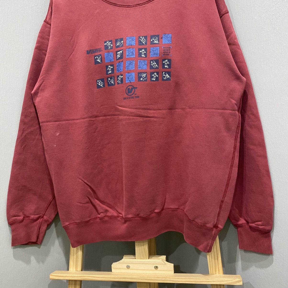 Vans Vintage 90s Vans Checkerboard Action Graphic Sweatshirt L Size US L / EU 52-54 / 3 - 4 Thumbnail