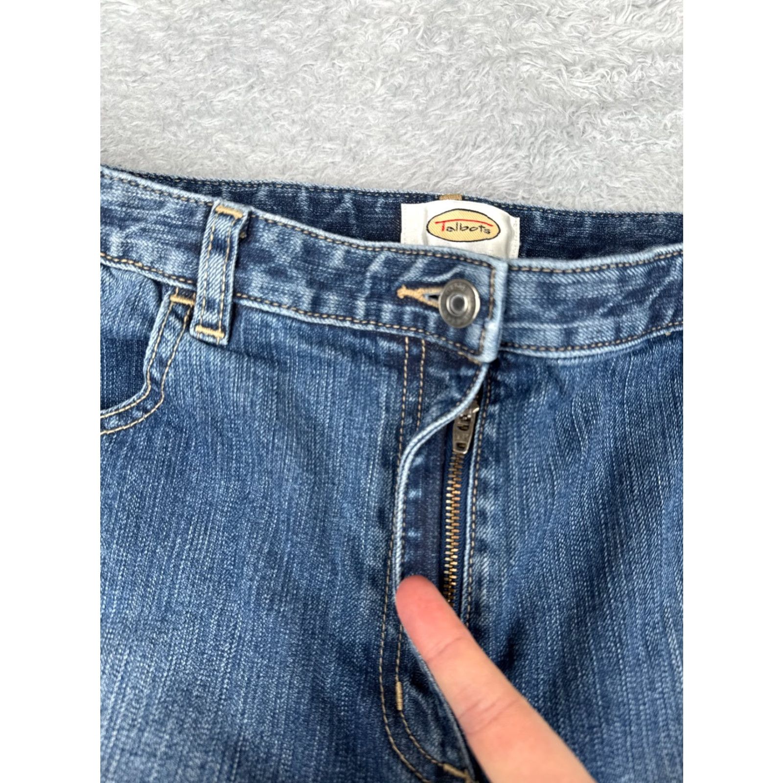 Talbots VINTAGE Talbots Jeans Women 16 Capri Denim Medium Wash 34x23 High Rise Cotton Blend Spring Summer Women Size 38" / US 16 / IT 52 - 5 Thumbnail
