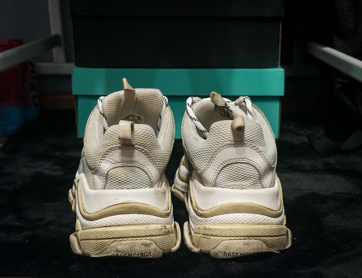 Balenciaga Balenciaga Triple S – Size 39 – heavily used / for restorati Size US 8.5 / IT 38.5 - 4 Thumbnail