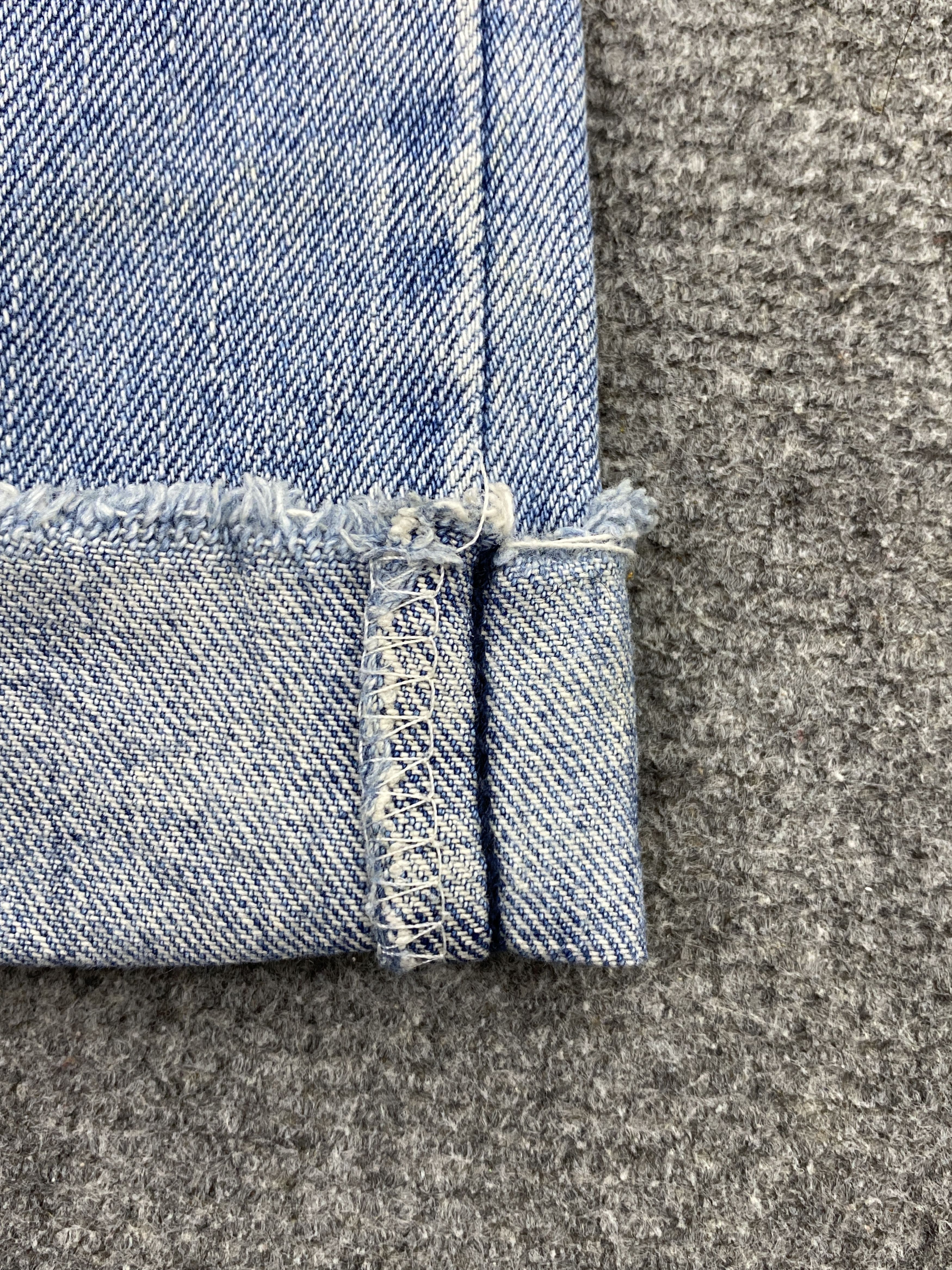 Levi's × Vintage Faded Blue Vintage Levi's 505 Regular Fit Jeans Size US 34 / EU 50 - 10 Thumbnail