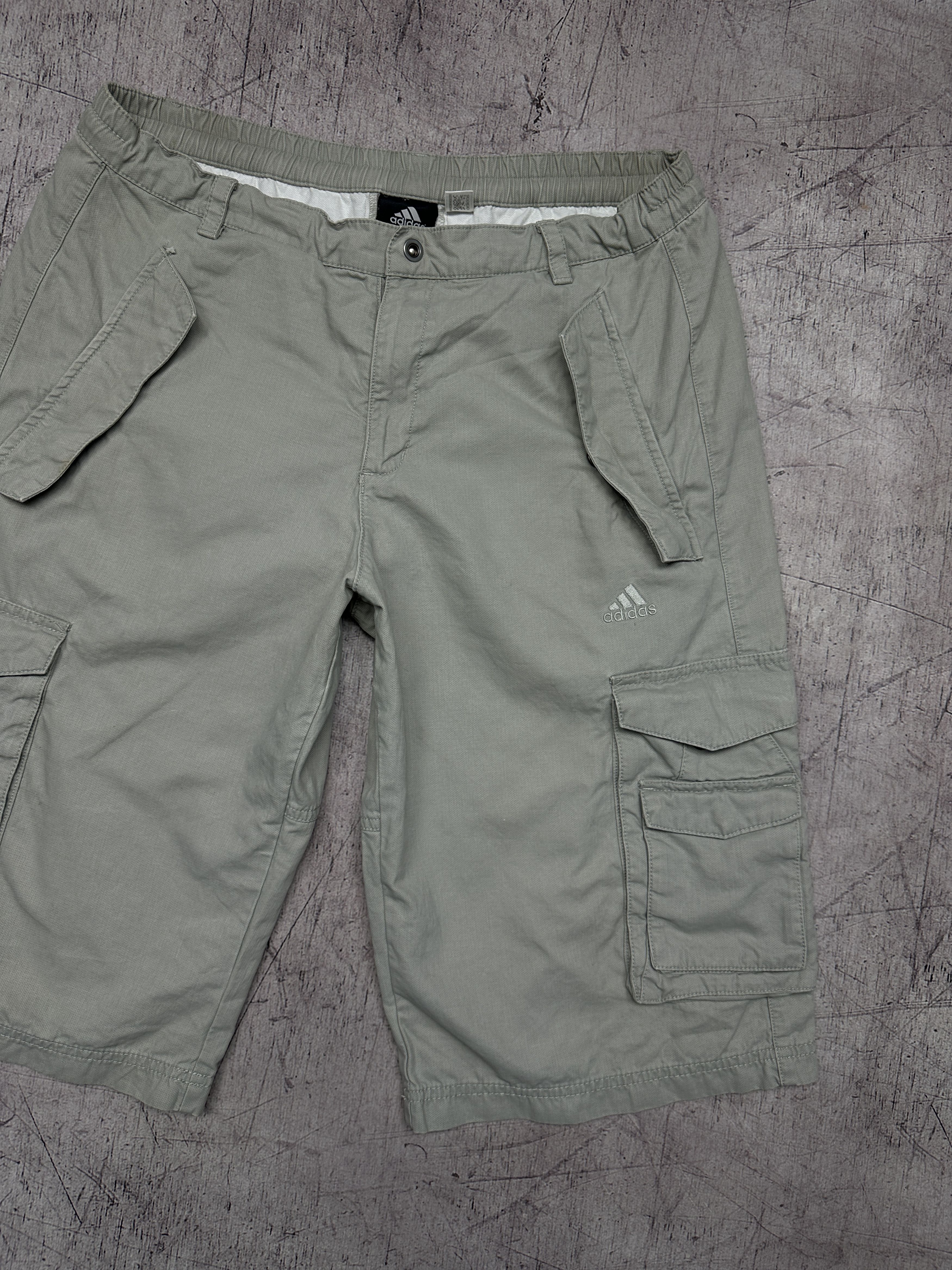 Adidas Adidas Vintage Mens Cargo Shorts Size US 30 / EU 46 - 2 Thumbnail