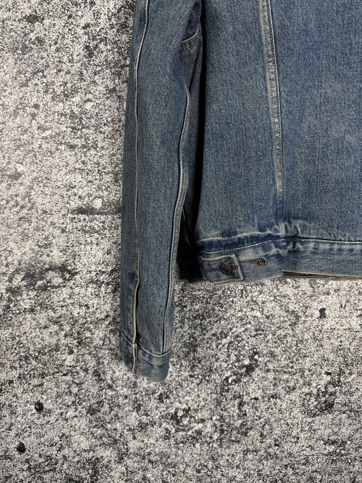 Levi's Women’s Levi’s Sherpa Trucker Denim Jacket Size L Size L / US 10 / IT 46 - 16 Thumbnail