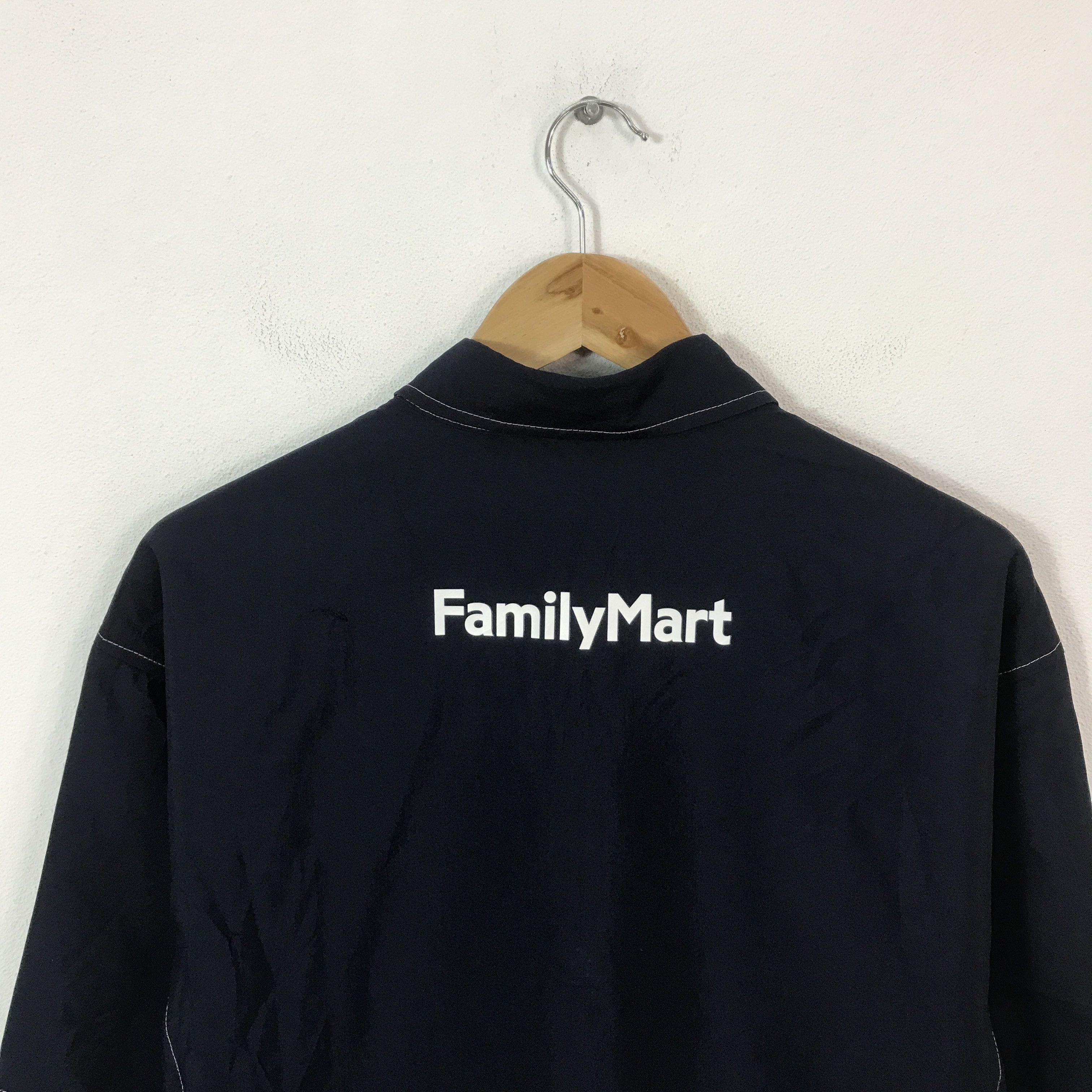 Japanese Brand Family Mart Japanese mart Uniform Shirt jacket K66B14 Size US L / EU 52-54 / 3 - 4 Thumbnail