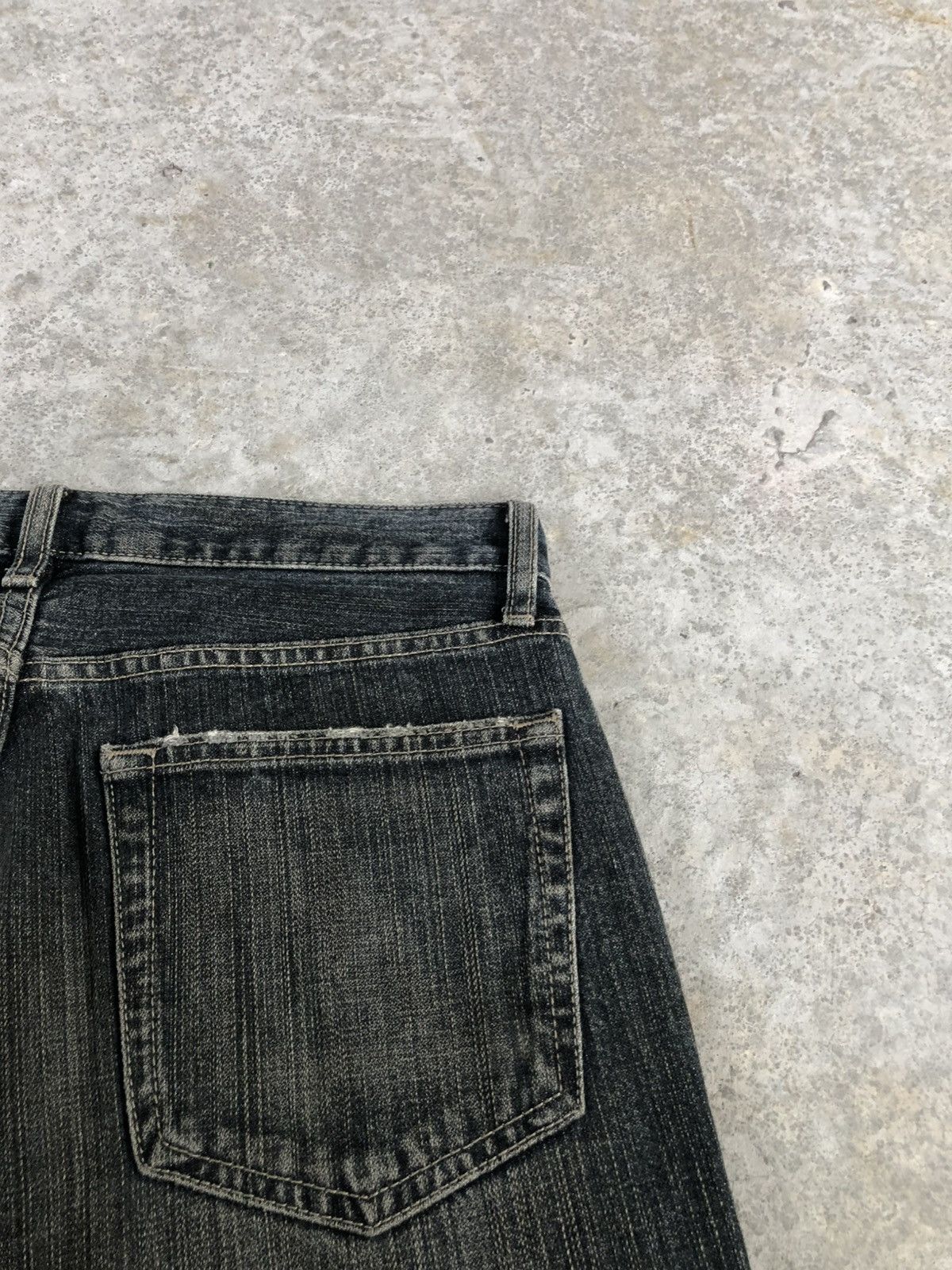 If Six Was Nine Japanese Uniqlo Flared Jeans Broken Denim Distressed Size US 32 / EU 48 - 17 Thumbnail
