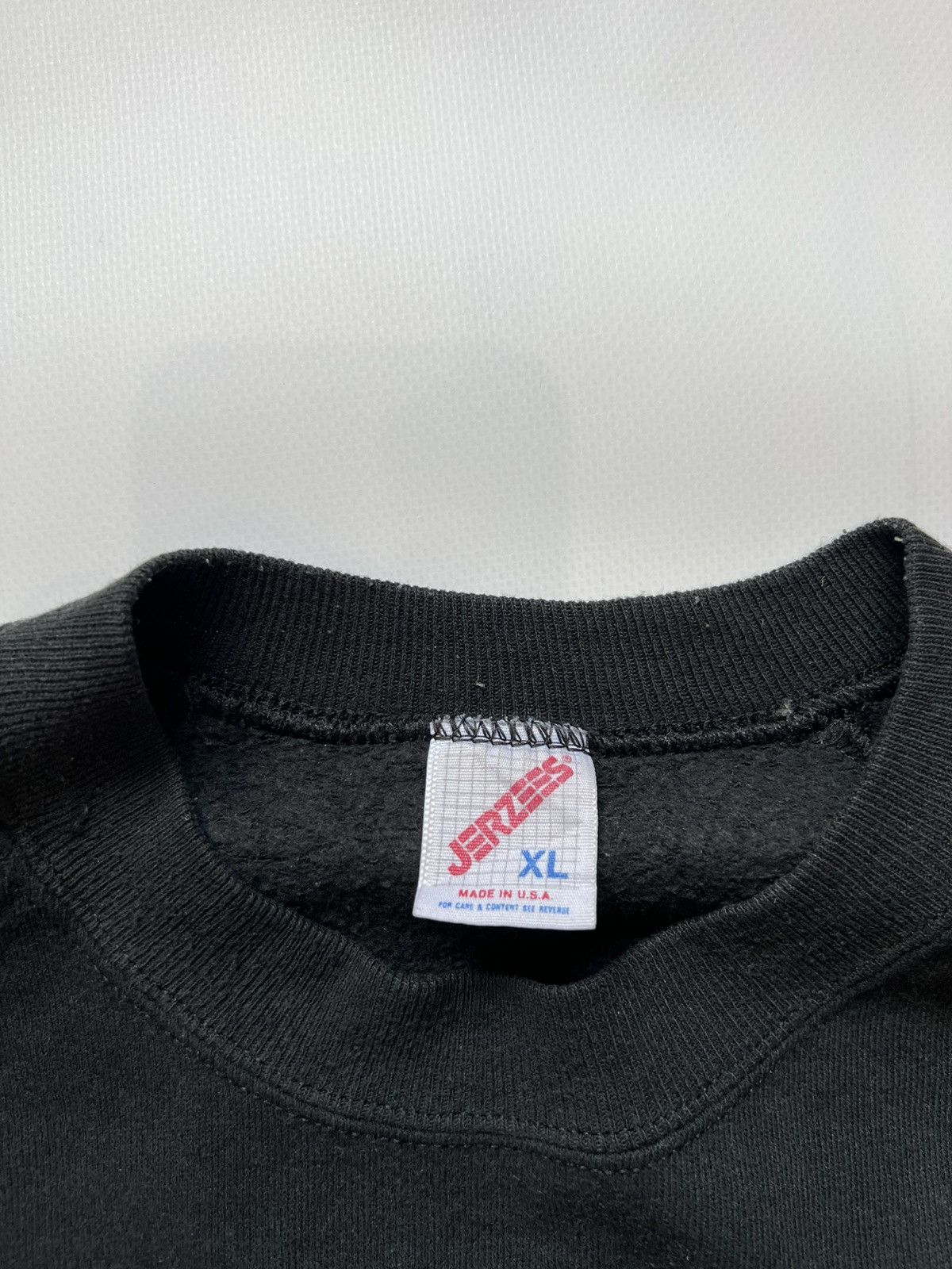 NCAA Vintage Iowa Hawkeye Black 90’s Sweatshirt Oversized Size US XL / EU 56 / 4 - 3 Thumbnail