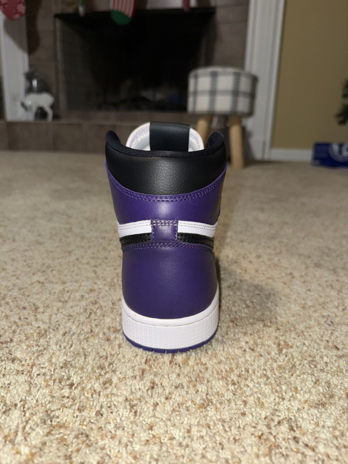 Jordan Brand Nike Air Jordan Retro High OG Court Purple/Black-White Size US 9.5 / EU 42-43 - 6 Thumbnail