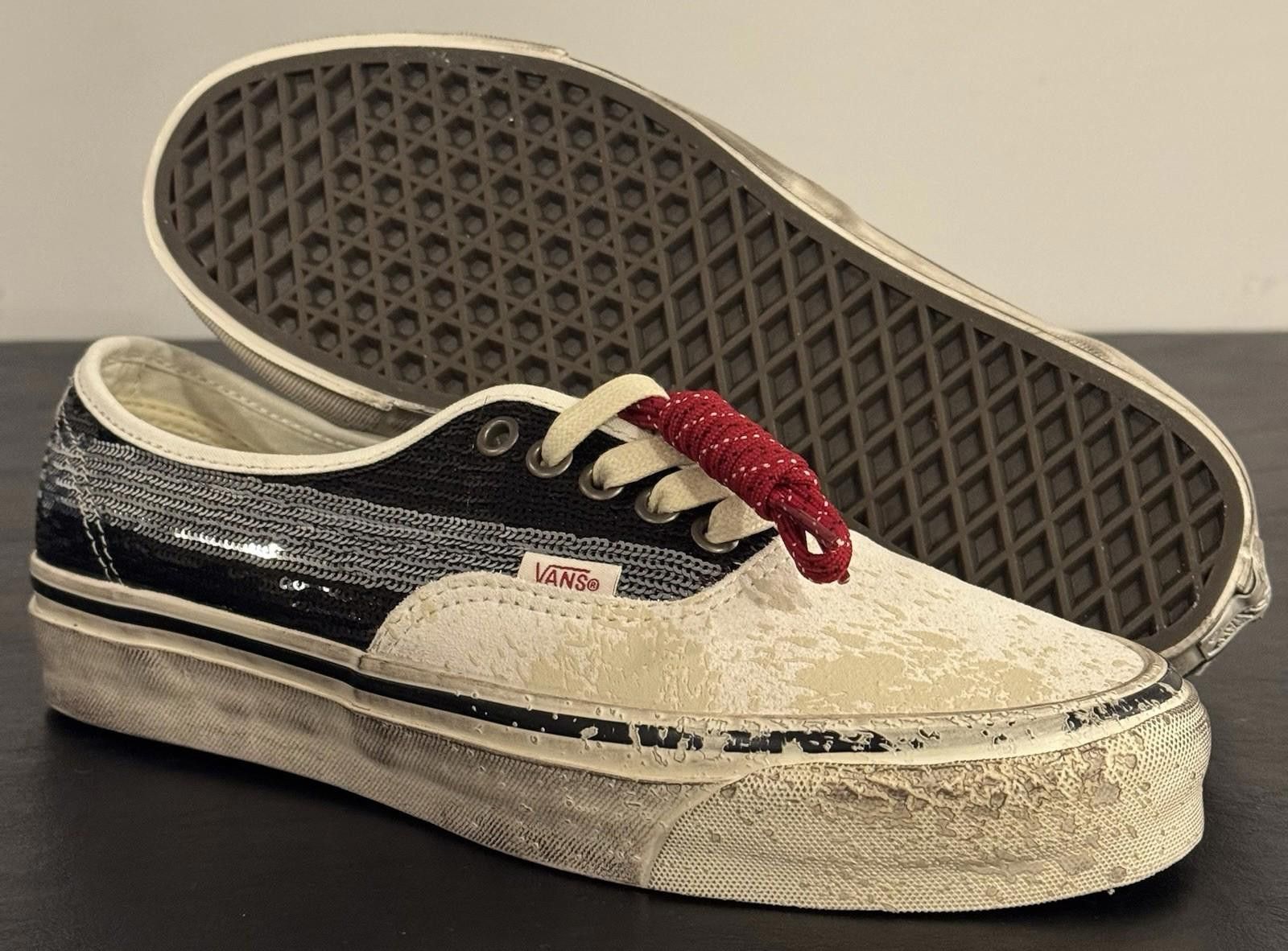 Vans Vans LX Authentic 44 Black/White Sequin Charm Men's US 8 Size US 8 / EU 41 - 6 Thumbnail