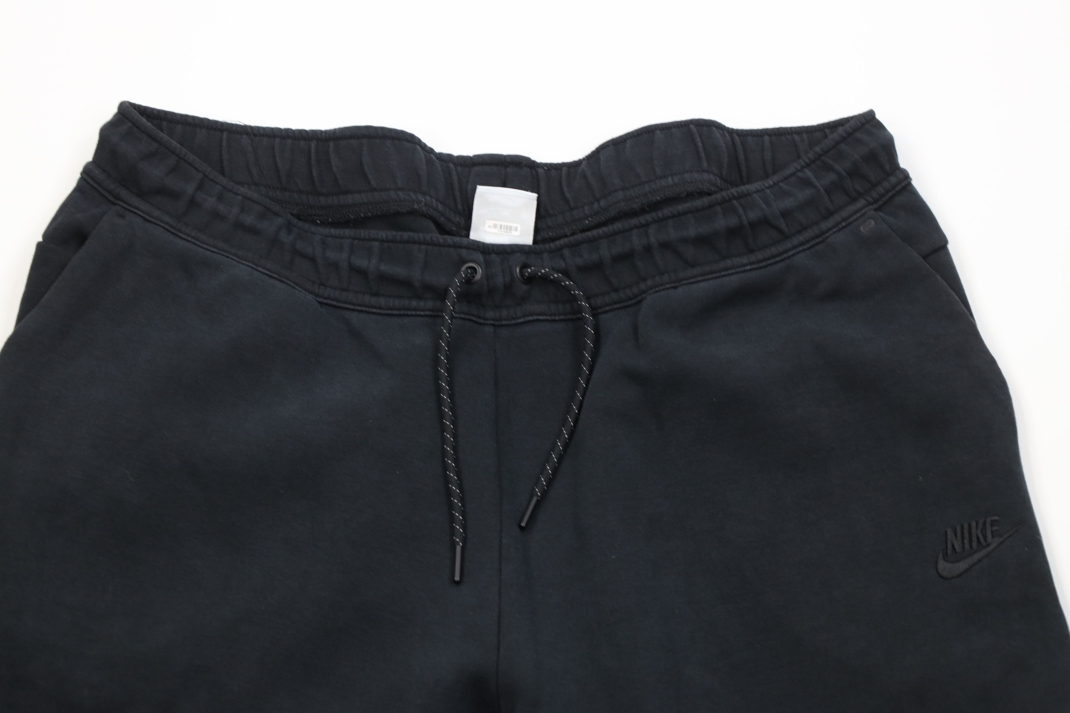 Nike Nike Tech Fleece Spell Out Cuffed Sweatpants Joggers Black Size US 40 / EU 56 - 2 Thumbnail