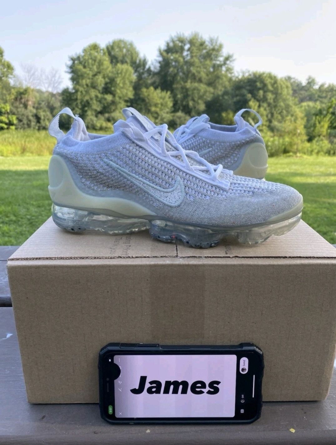 Nike Nike Air Vapormax 2021 Flyknit White Pure Platinum Size 8 Size US 8 / IT 38 - 1 Thumbnail