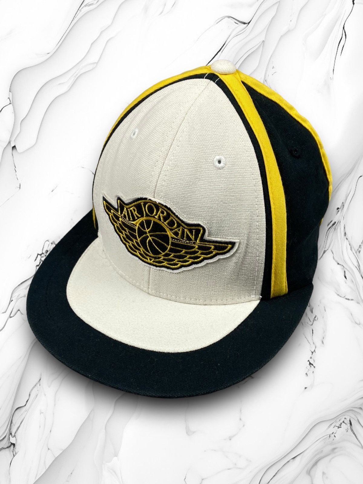 Jordan Brand × Vintage Vintage Nike Air Jordan Snap Back Cap Size ONE SIZE - 1 Thumbnail