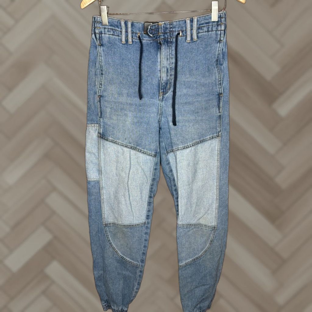 Urban Outfitters Urban Outfitters Byron Spliced Jogger Jeans Womens Size S BDG Two Tone Blue Size 28" / US 6 / IT 42 - 1 Thumbnail