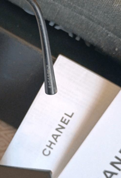 Chanel Chanel Sunglasses 4017-D Rhinestone Logo Rimless Vintage Size ONE SIZE - 6 Thumbnail