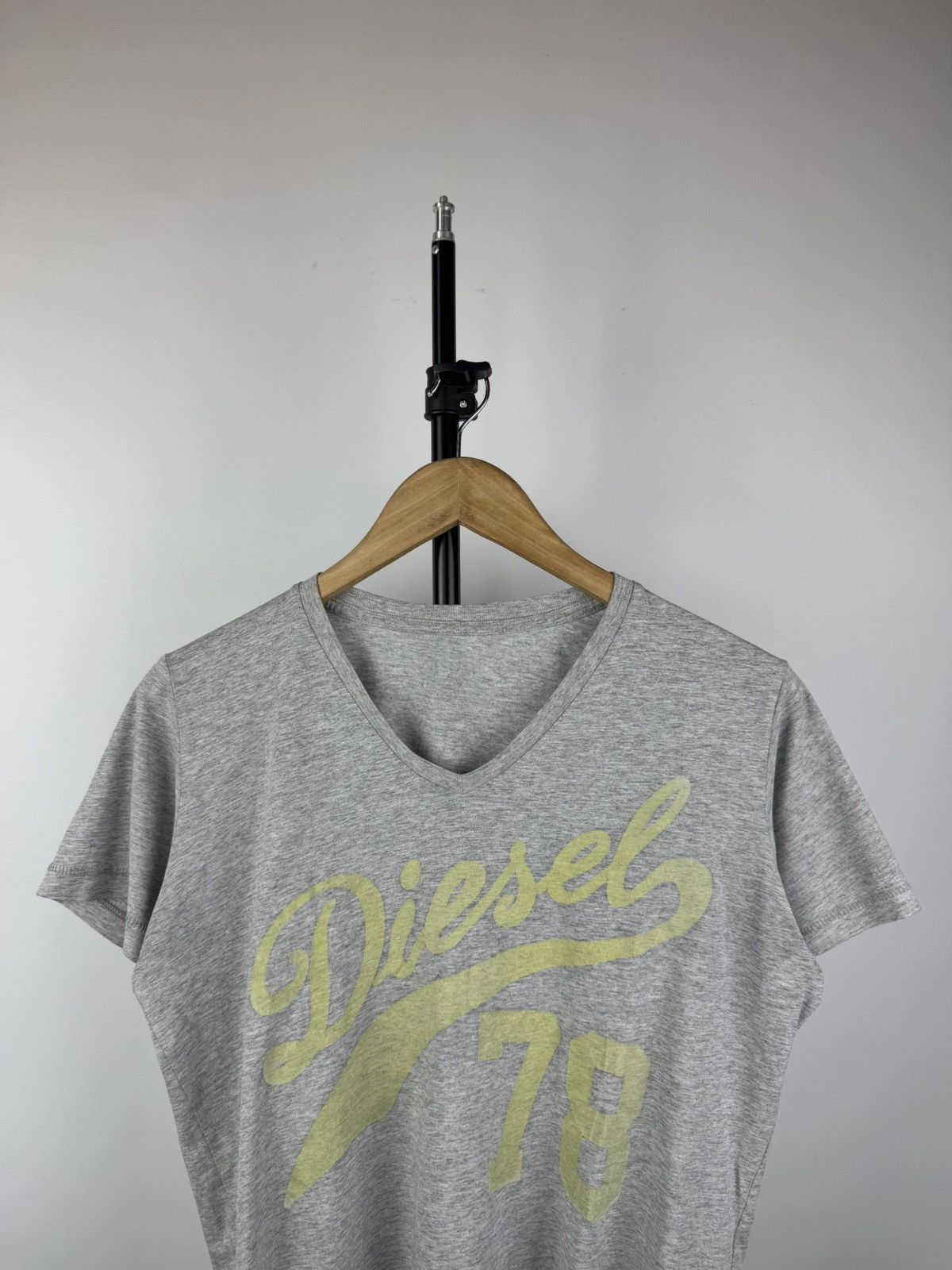 Designer × Diesel × Japanese Brand Vintage 00s Luxury Diesel Big Logo Japanese style T-Shirt Size US M / EU 48-50 / 2 - 2 Thumbnail
