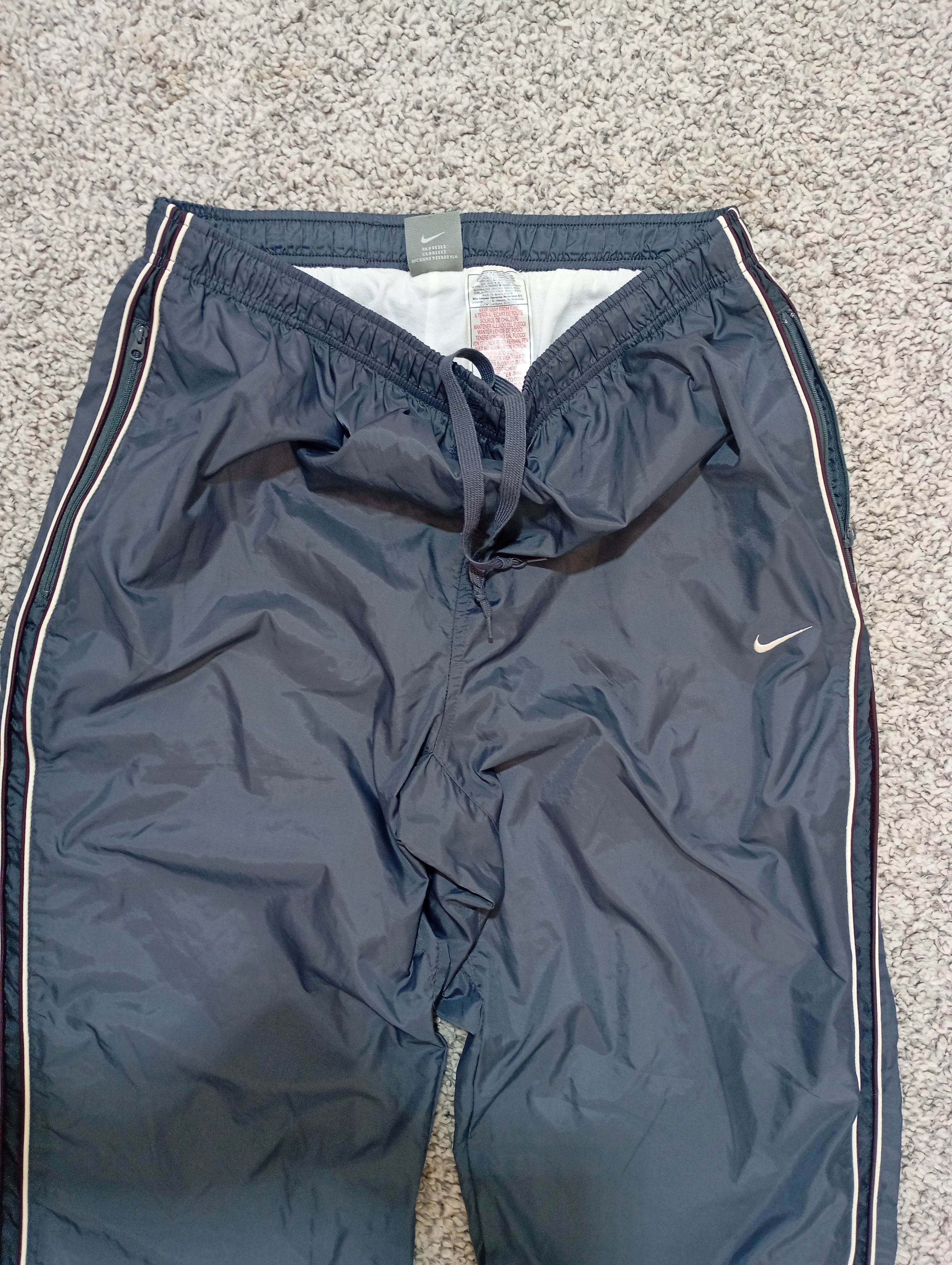Nike NIKE 90's BAGGY SWOOSH LOGO TRACK PANTS RARE RETRO Y2K Size US 34 / EU 50 - 11 Thumbnail