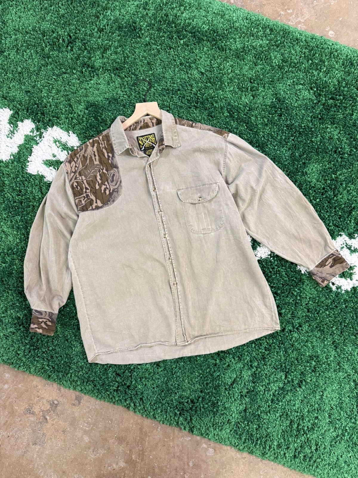 Vintage Vintage 90s Scottish Grey Camo Bark Tree Shirt Large Hunting Size US L / EU 52-54 / 3 - 2 Thumbnail