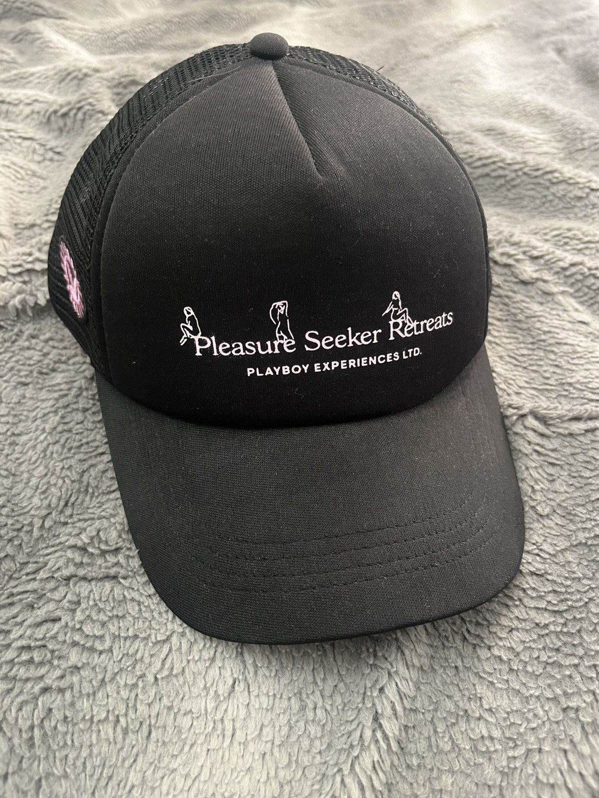 Playboy Playboy black mesh trucker hat Size ONE SIZE - 5 Thumbnail