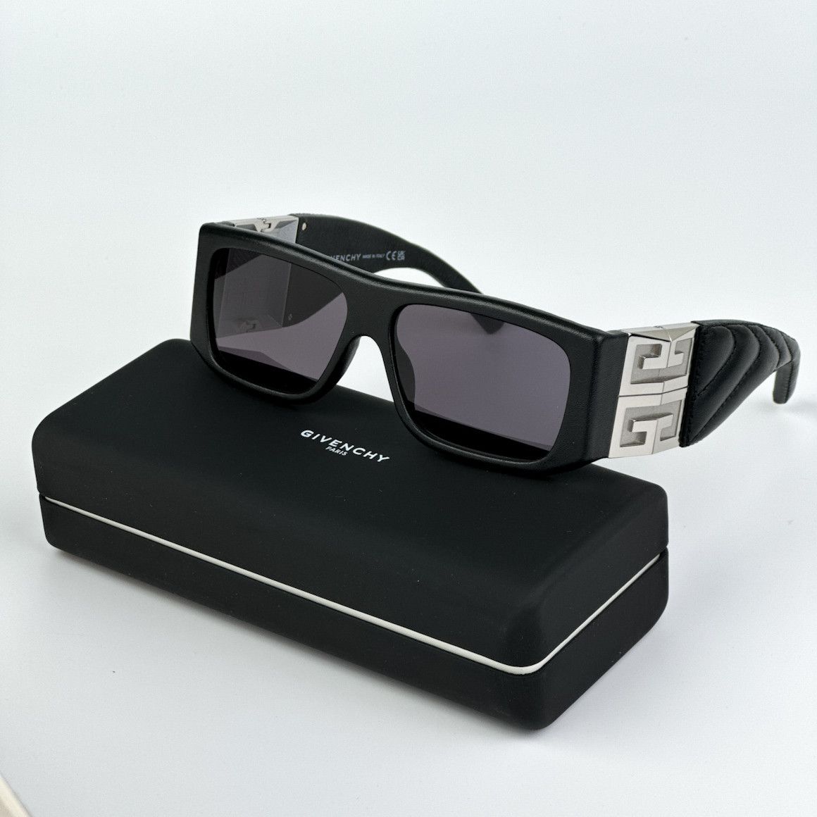 image of New Givenchy Gv40034I 01A Unisex Geometric Sunglasses in Black Leather/Grey Mirror, Men's