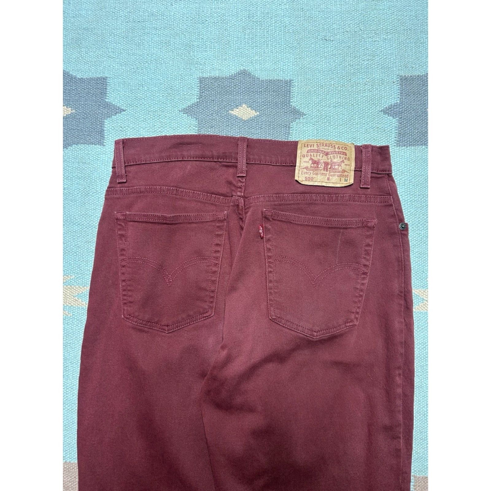 Levi's VINTAGE Levi’s 550 jeans maroon red relaxed fit tapered leg womens size 12 31x30 Size 24" / US 00 / IT 34 - 3 Thumbnail