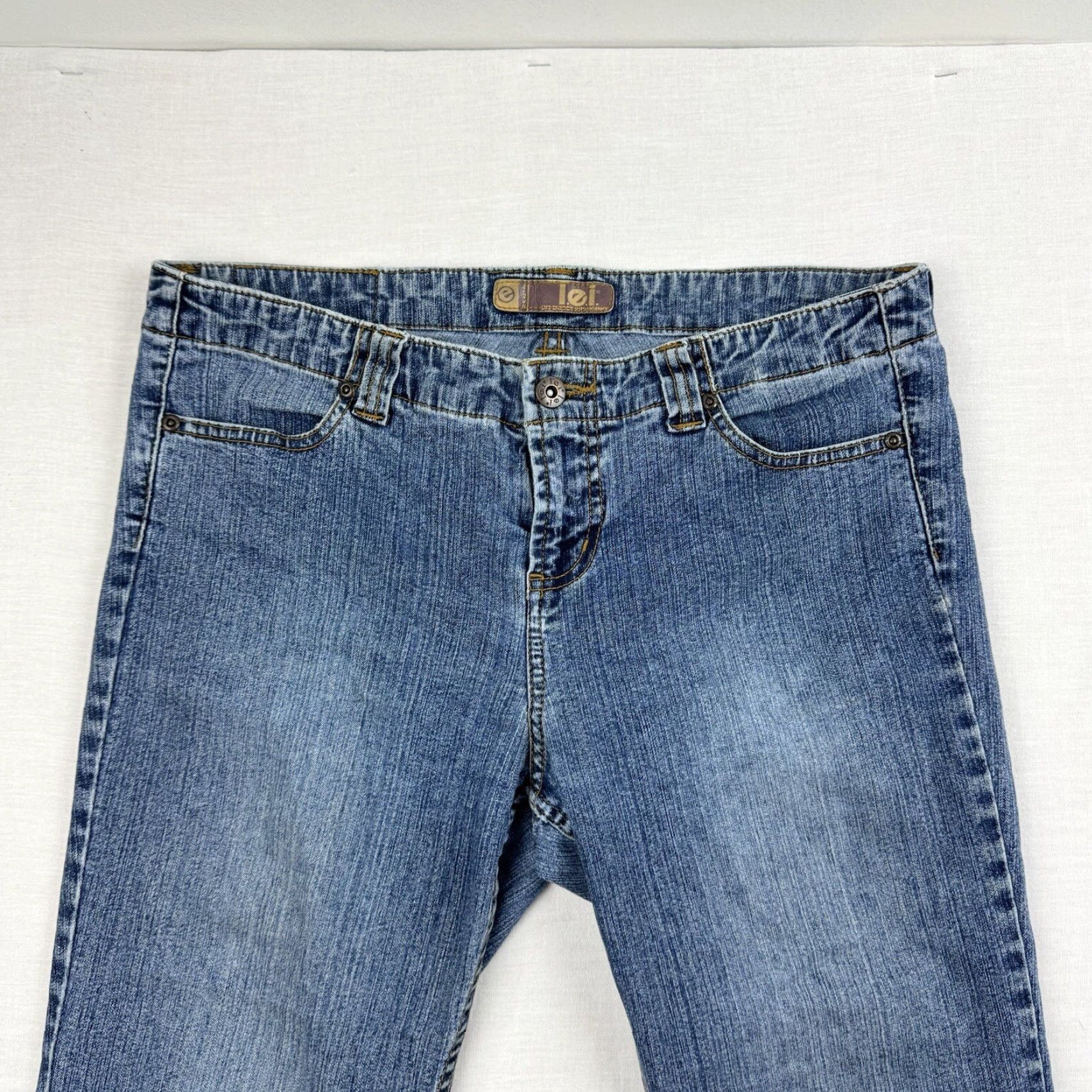 Vintage VINTAGE LEI Jeans Womens 11 Blue Flared Hipster Y2K Low Waist 2000s Jeans Girls Womens Size 32" / US 10 / IT 46 - 3 Thumbnail