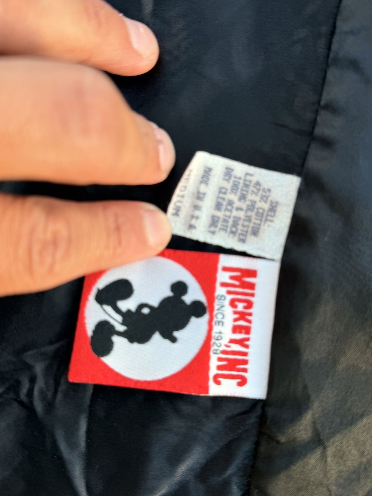 Mickey Mouse Vintage MickeyInc Tapestry Vest USA DisneyParks Exclusive Size US M / EU 48-50 / 2 - 8 Thumbnail