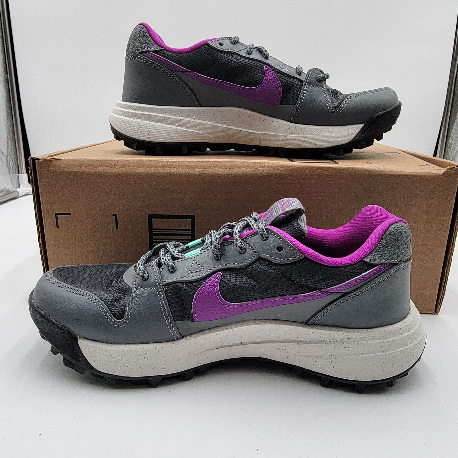 Nike Nike ACG Lowcate Smoke Grey Vivid Purple - Size 5.5 (125) Size US 5.5 / IT 35.5 - 2 Thumbnail