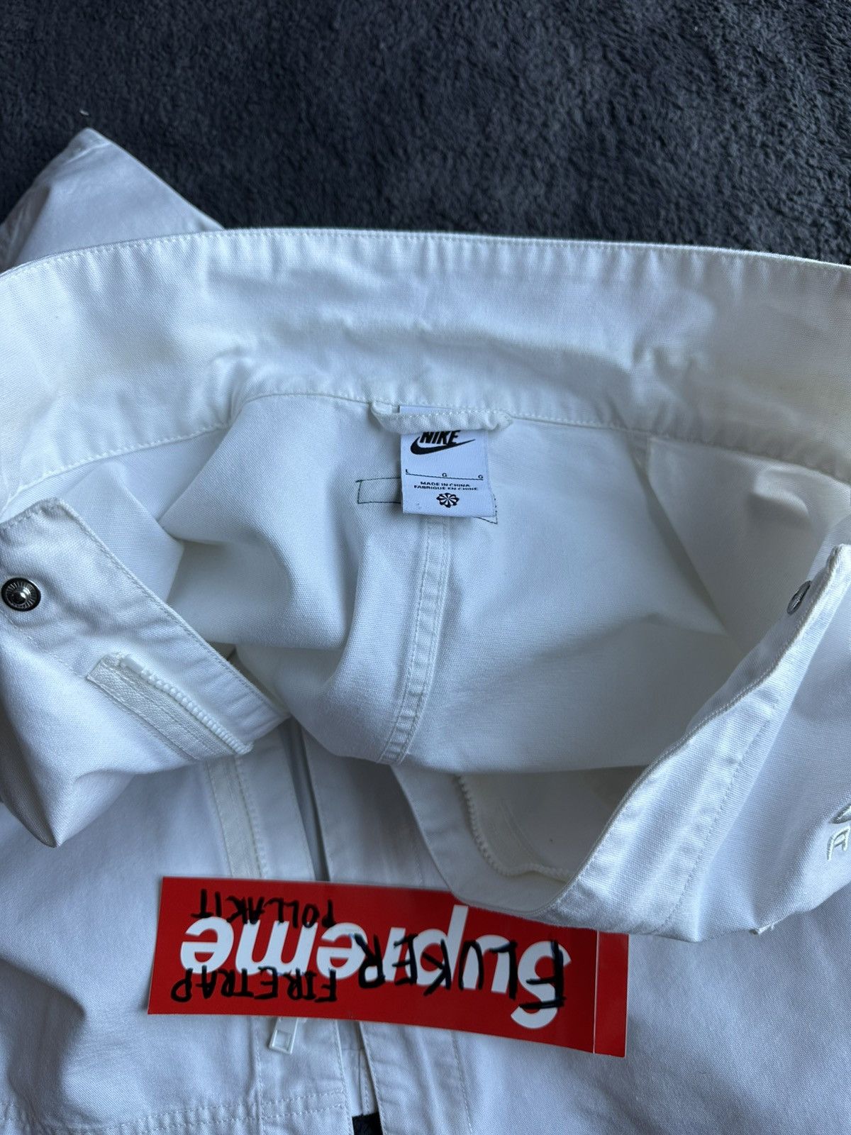 Nike Bundle: Nike Sportswear Air Over-Shirt Top & Cargo Pants Size US 33 - 12 Thumbnail