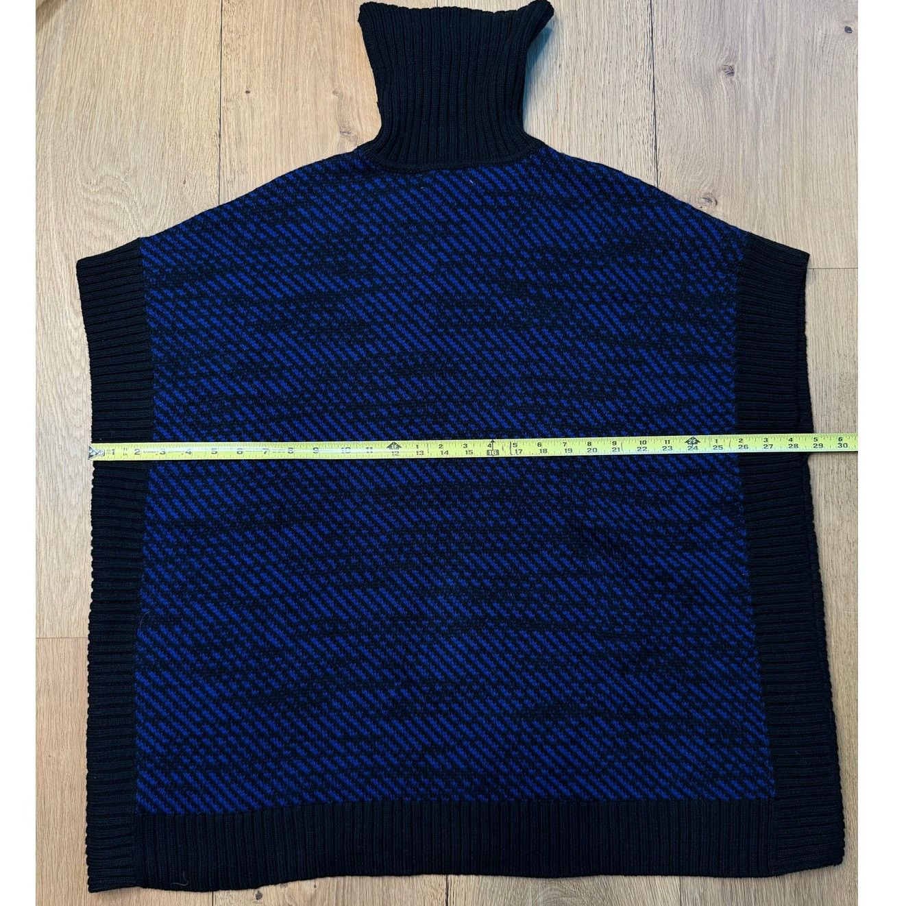 Michael Kors Michael Kors Poncho Knit Sweater Relaxed Fit Turtleneck Size S / US 4 / IT 40 - 4 Thumbnail