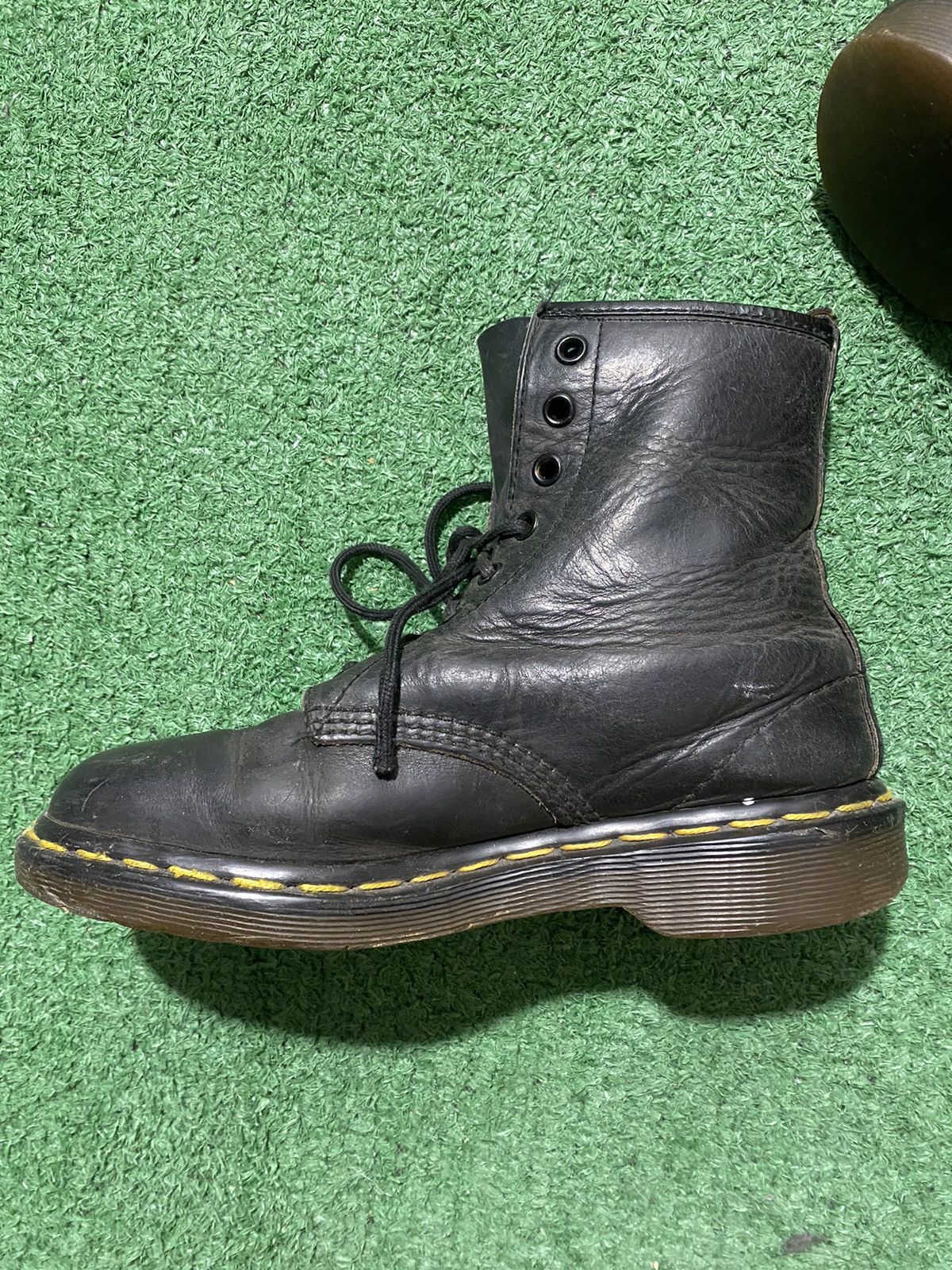 Dr. Martens Dr Martens leather shoes Size US 7 / EU 40 - 6 Thumbnail