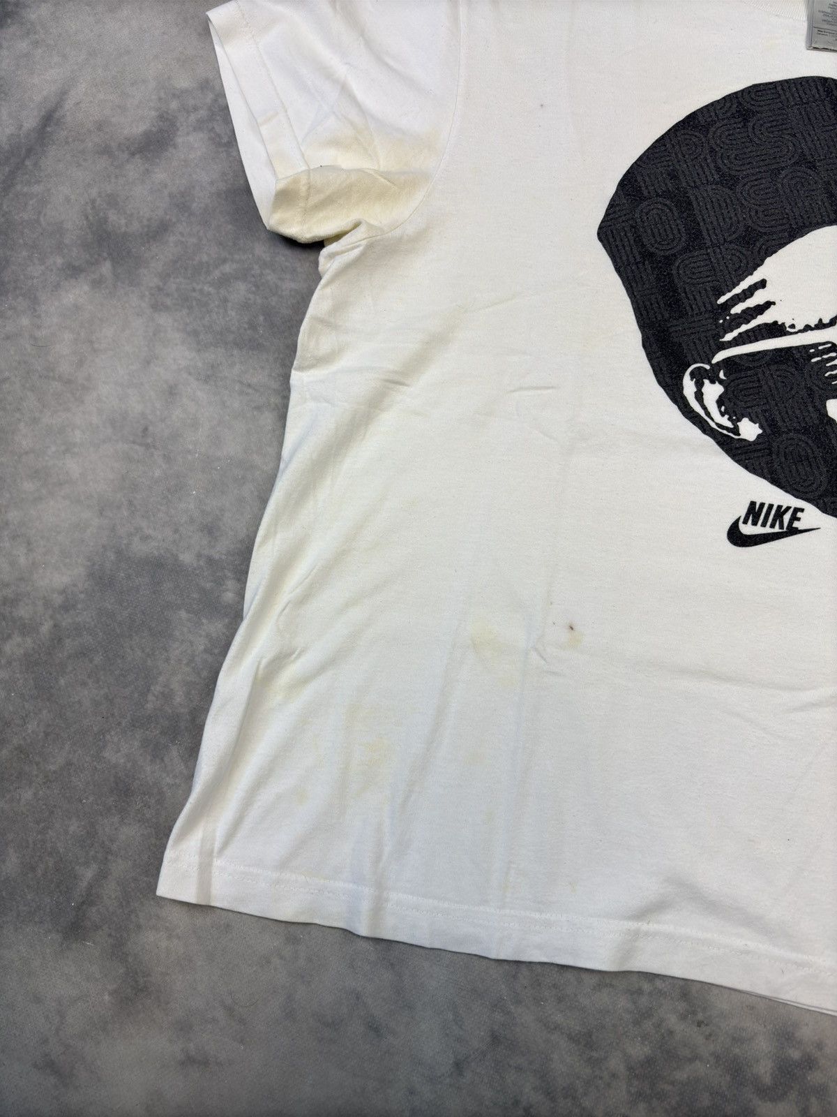 Nike × Vintage Vintage Nike photo face distressed t shirt tee y2k nba rap Size US L / EU 52-54 / 3 - 2 Thumbnail