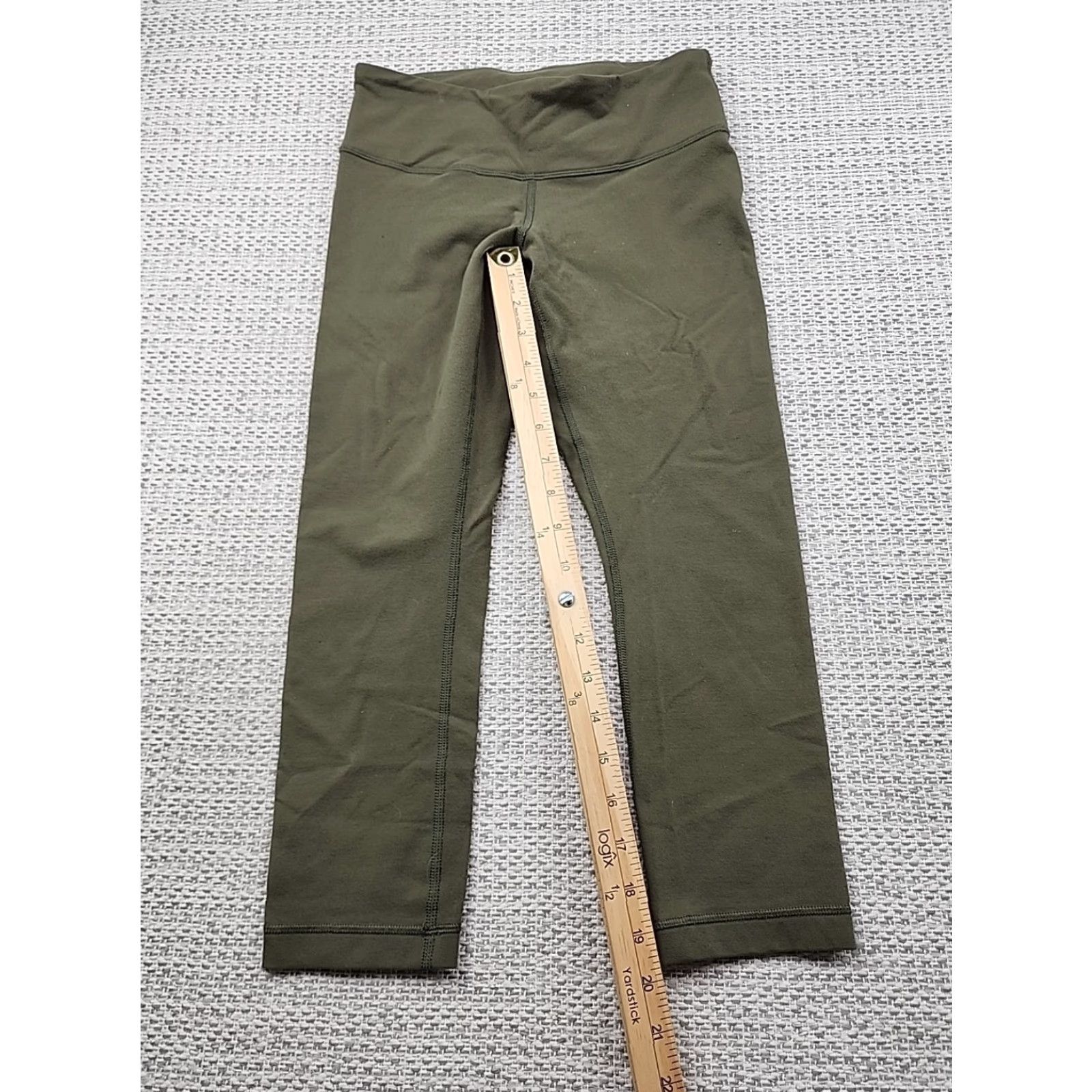 Lululemon VINTAGE Lululemon Align Crop Leggings Women Size 4 Green 20 in Inseam Size 27" / US 4 / IT 40 - 5 Thumbnail