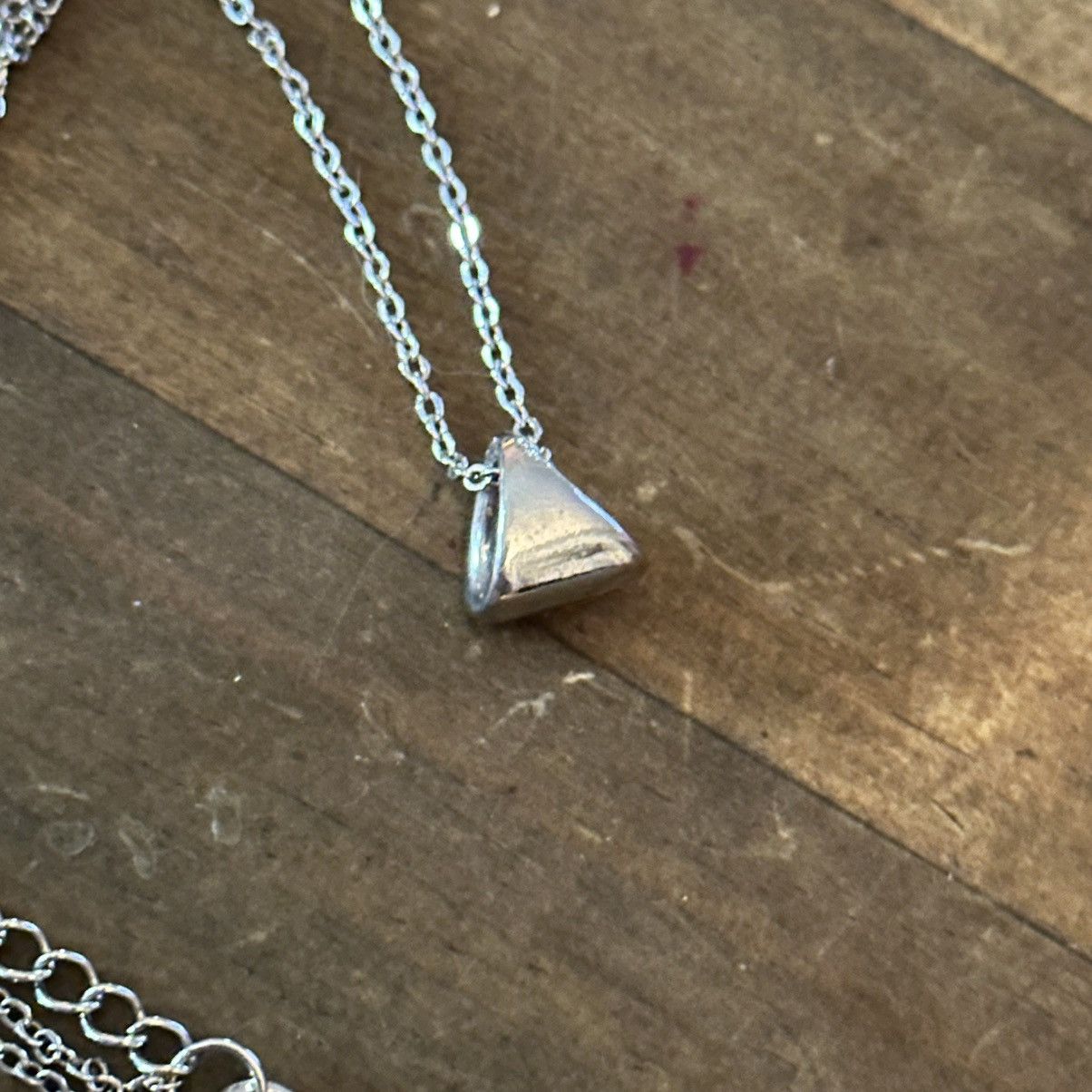 Other Silver tone pave triangle pendant necklace Size ONE SIZE - 2 Thumbnail