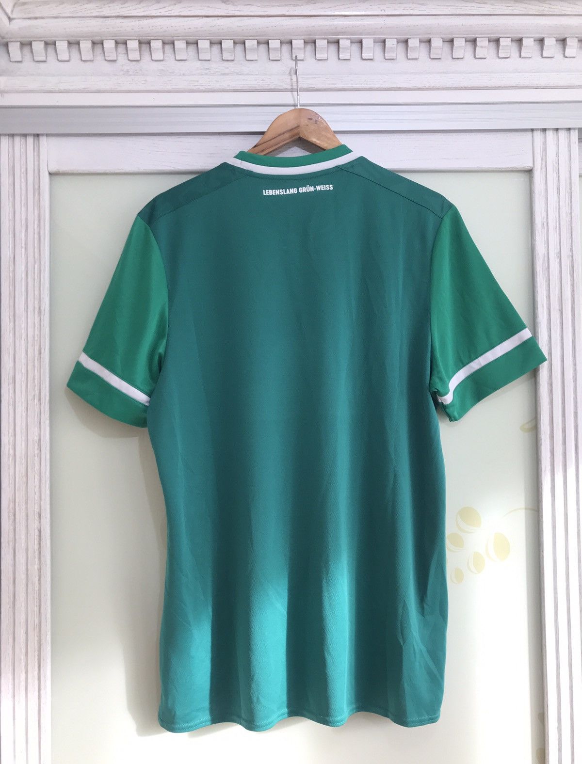 Umbro Werder Bremen 2021-2022 Home Soccer Jersey Football Kit Size US XL / EU 56 / 4 - 3 Thumbnail